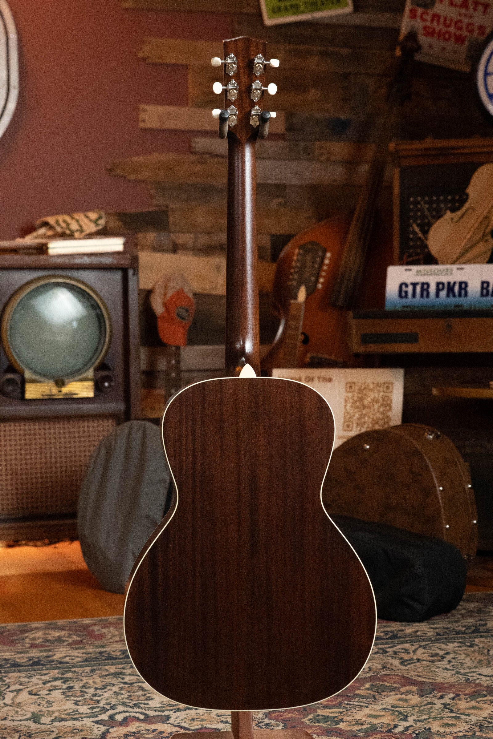 Bourgeois PSN-LDBO-S Professional Series Sitka/Mahogany Natural Satin OO Acoustic Guitar #1103