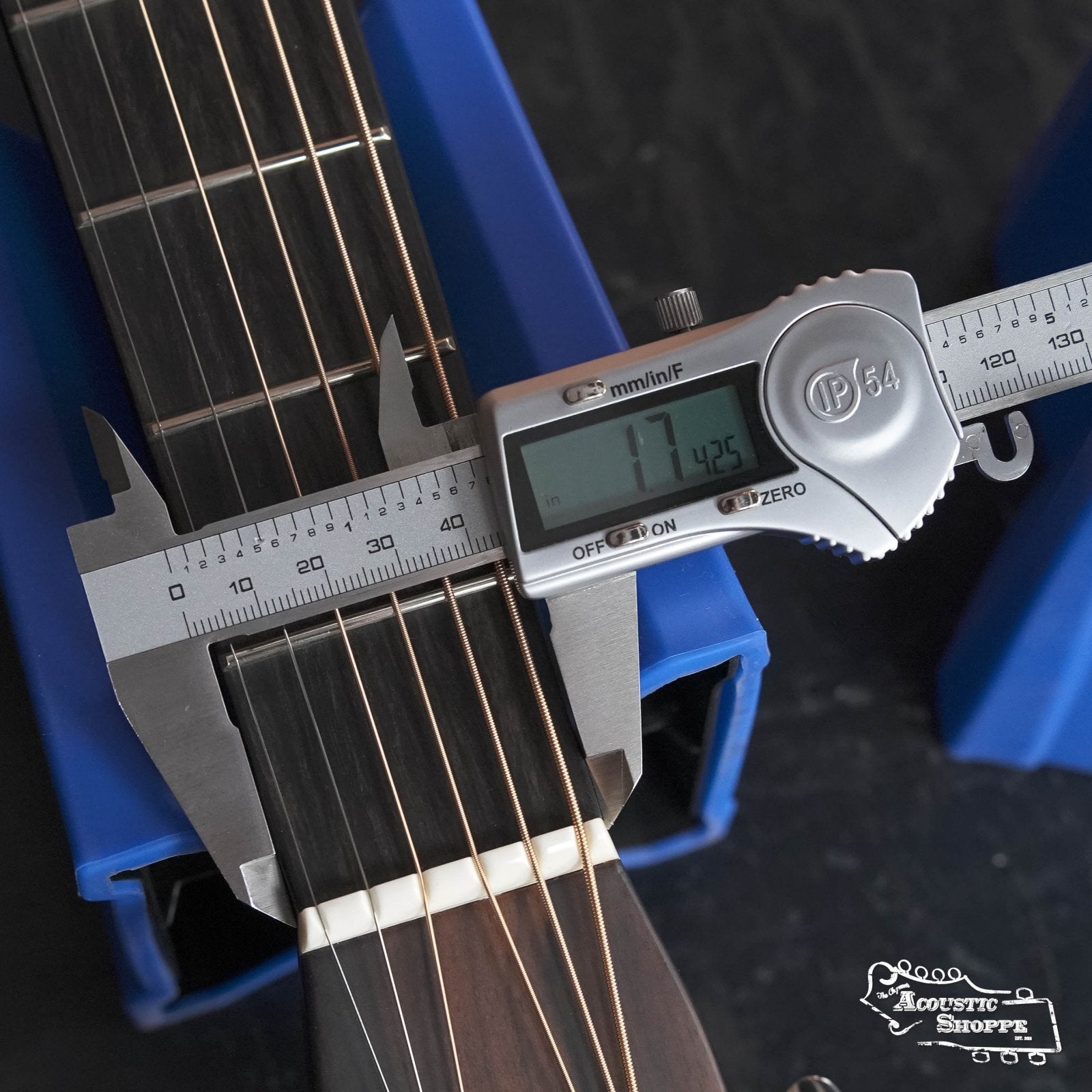 *Dread-Not Certified Floor Model* Bourgeois D Country Boy Touchstone Series Sitka/Mahogany Dreadnought Acoustic Guitar #1085