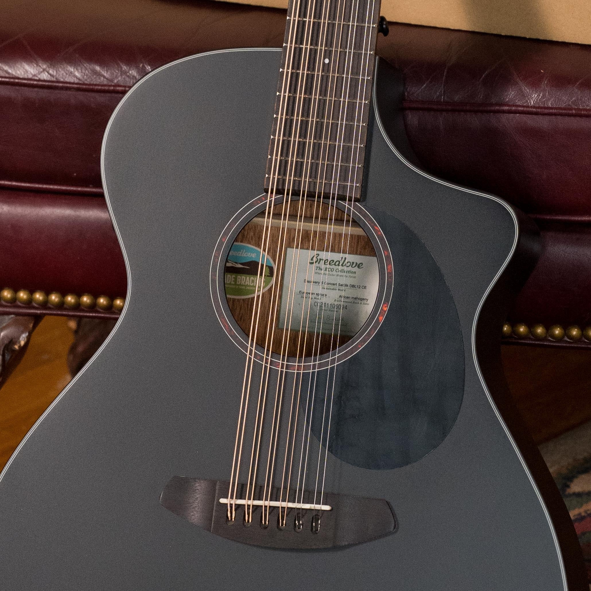 Breedlove Discovery Series Spruce/Mahogany 12 String Satin Black Double Course Concert Guitar w/Electronics #6094