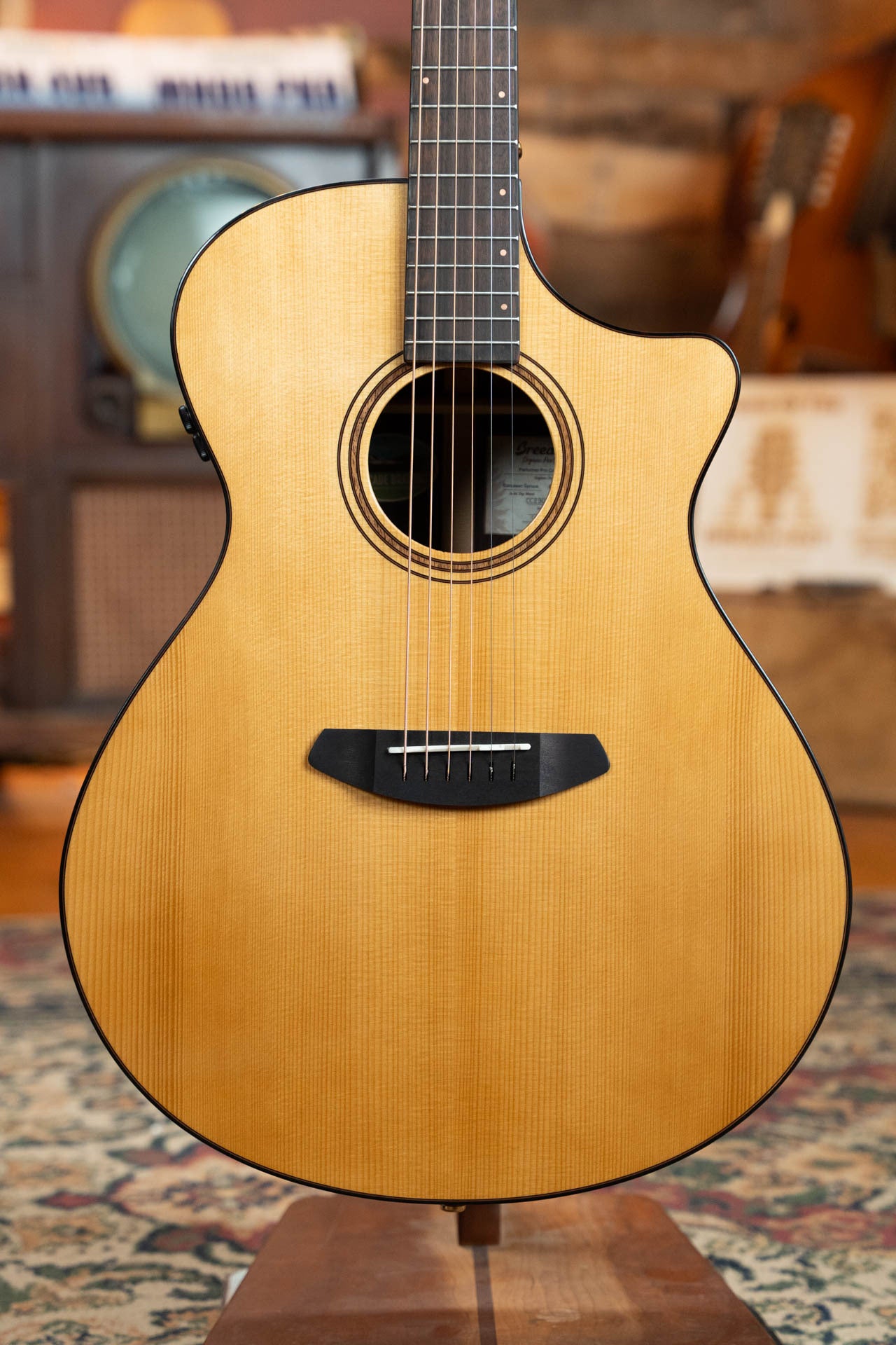 Breedlove Performer Pro Series Spruce/Rosewood Aged Toner Cutaway Dreadnought Concerto Guitar w/Electronics #6345