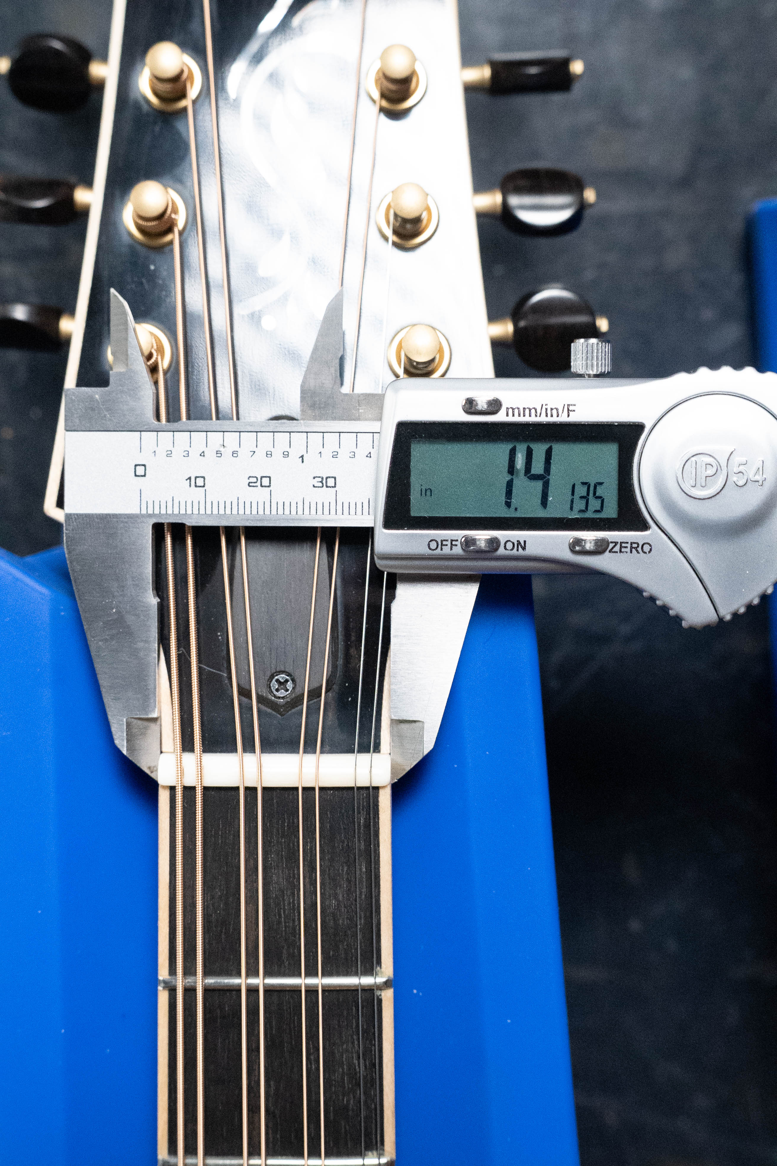 Bulas Carpathian Spruce/Curly Maple Cremona Sunburst Octave Mandolin #4102