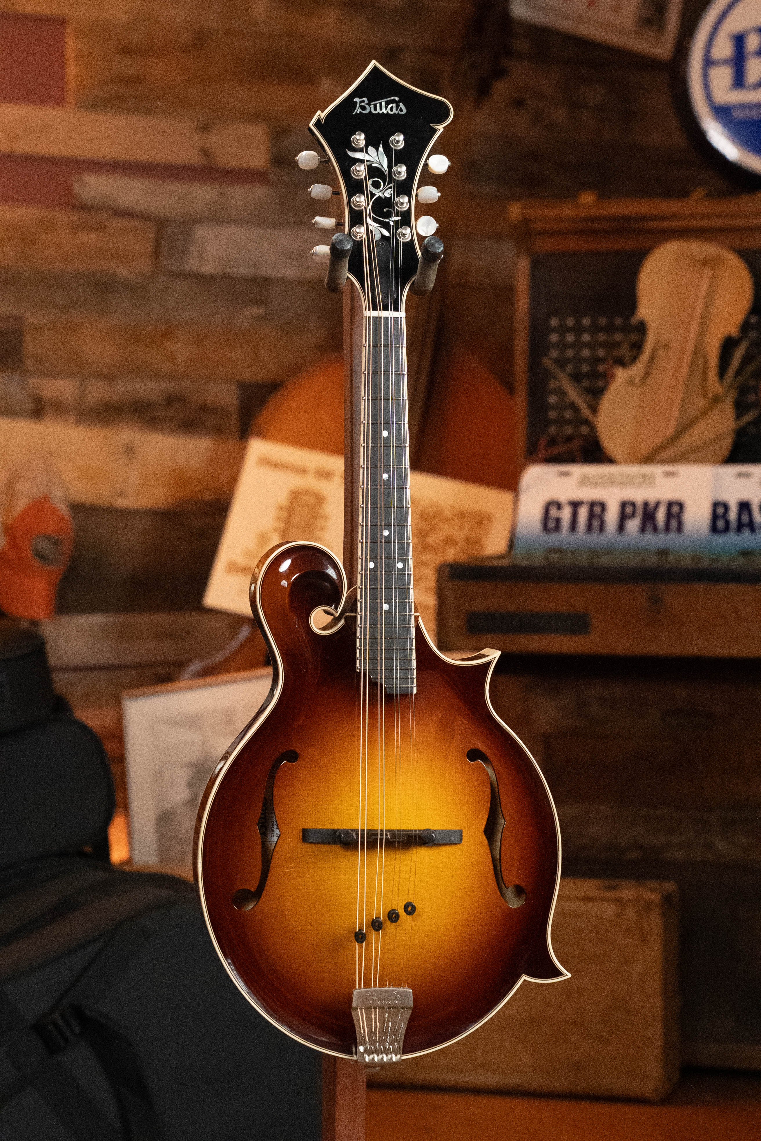 Bulas Carpathian Spruce/Curly Maple Persephone Cremona Sunburst F-Style Mandolin #7125