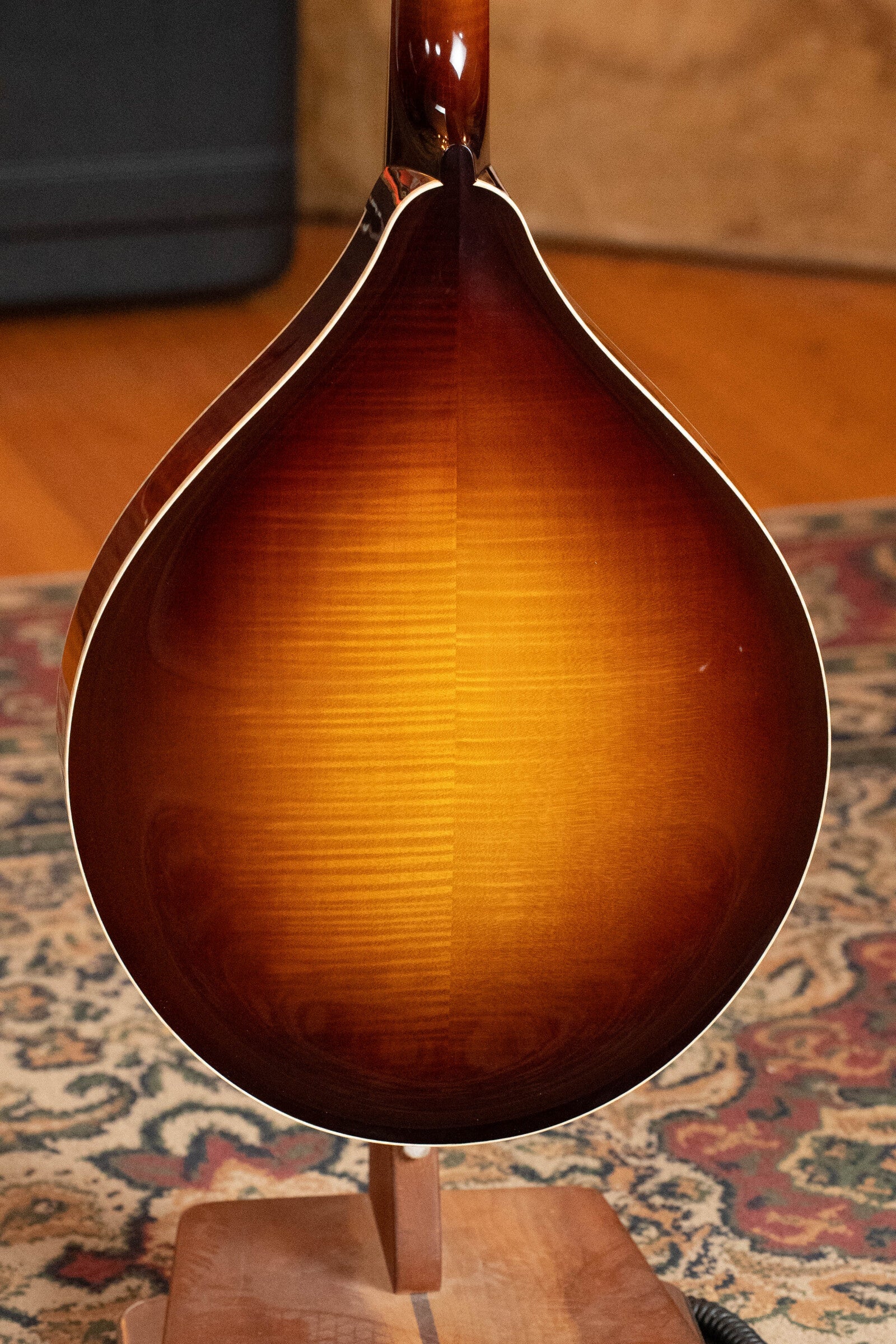 Bulas Carpathian Spruce/Curly Maple Cremona Sunburst Octave Mandolin #8132