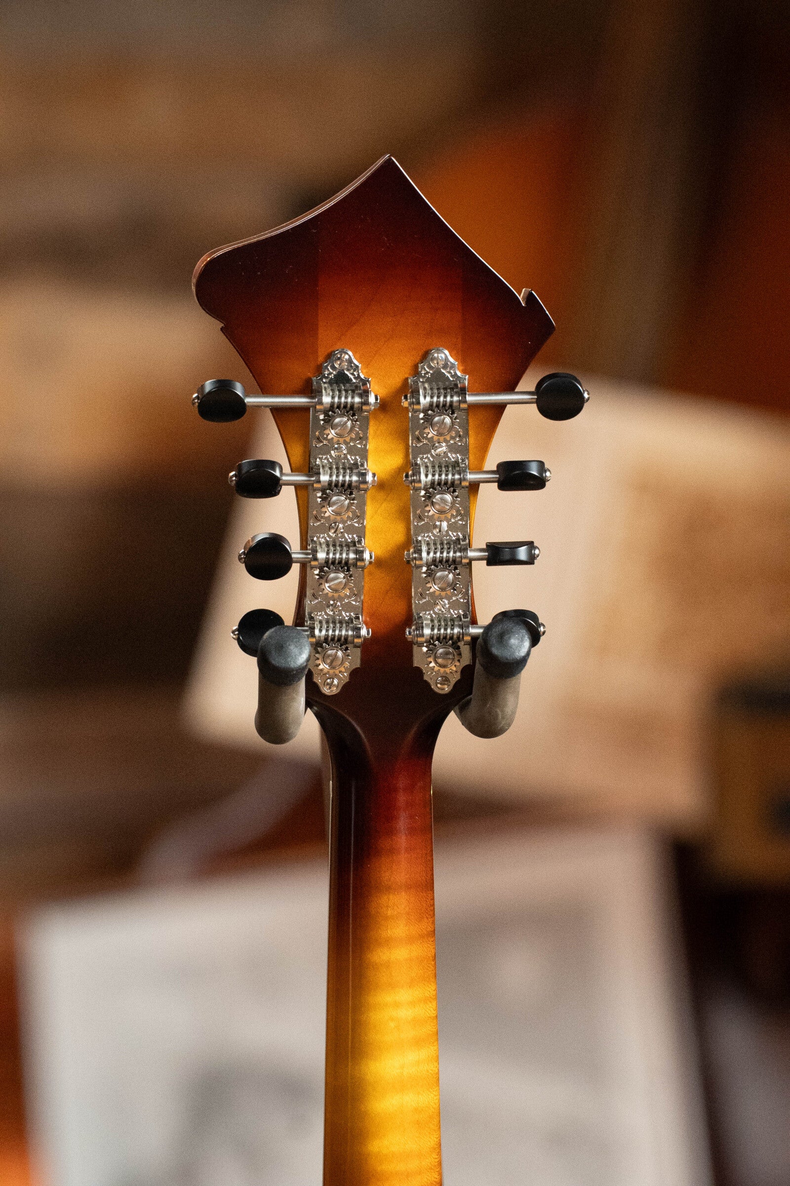 Bulas Standard Carpathian Spruce/Curly Maple Tobacco Gloss Sunburst F-Style Mandolin #5112
