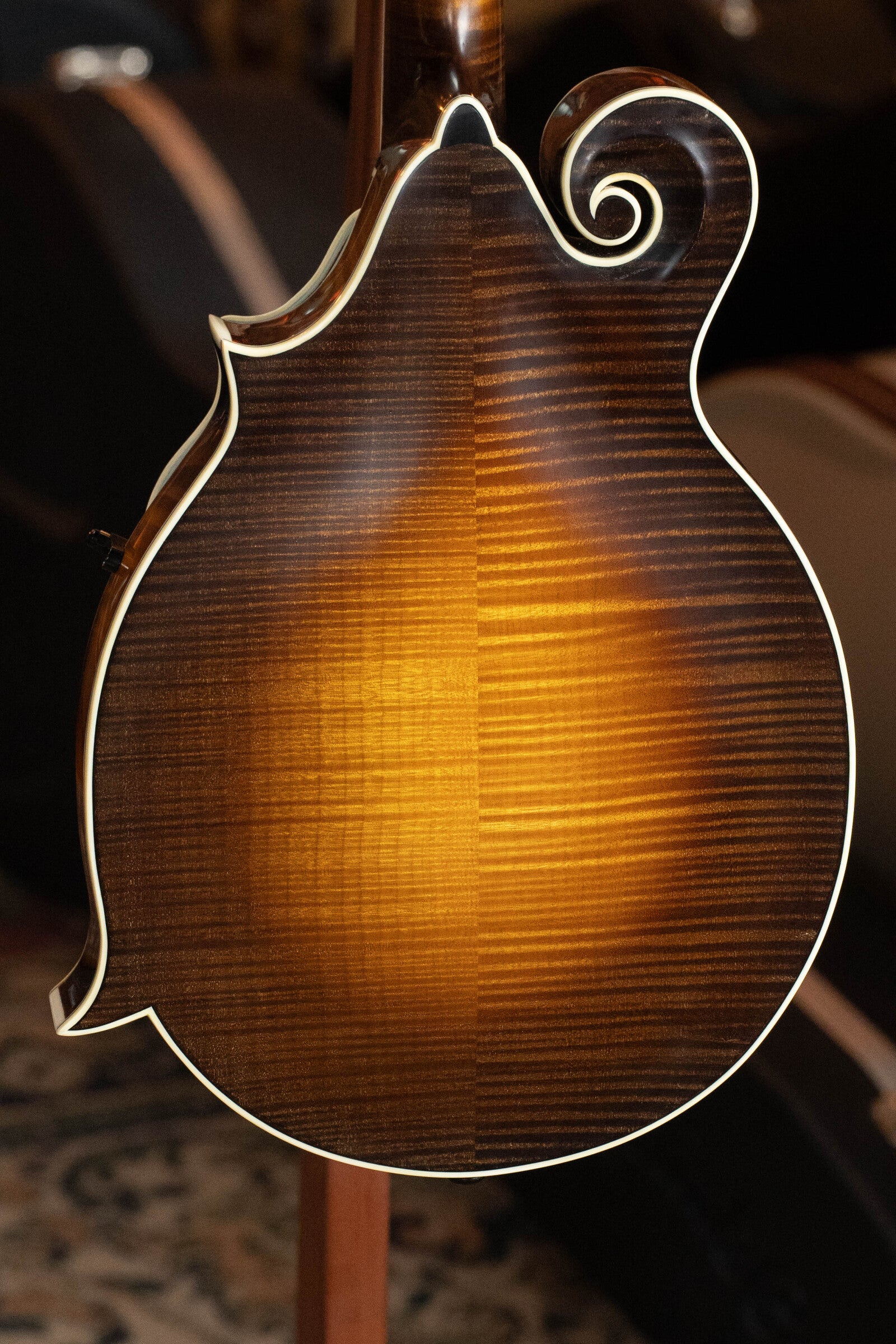 Cedar Mountain Lewandowski 2025 Red Spruce/Big Leaf Maple F-Style Mandolin w/Tobacco Sunburst #5080