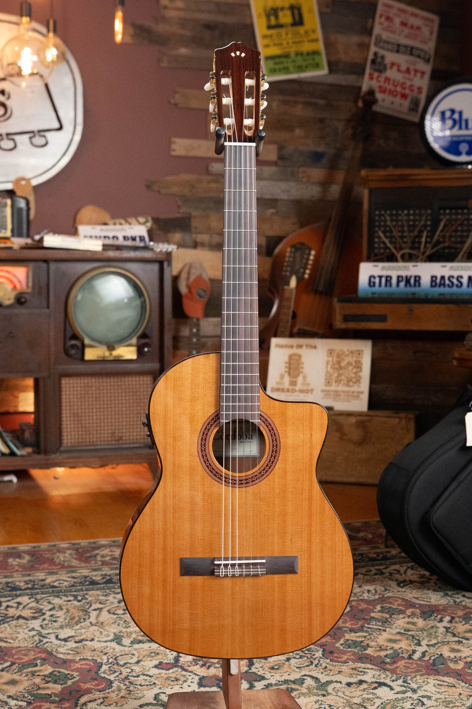 Cordoba C5-CE Red Cedar/Mahogany Nylon String Guitar w/Fishman Pickup #4015
