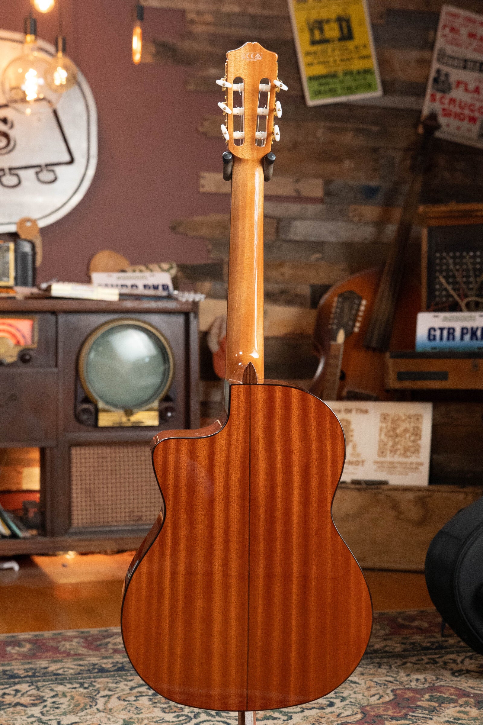 Cordoba C5-CE Red Cedar/Mahogany Nylon String Guitar w/Fishman Pickup #4015