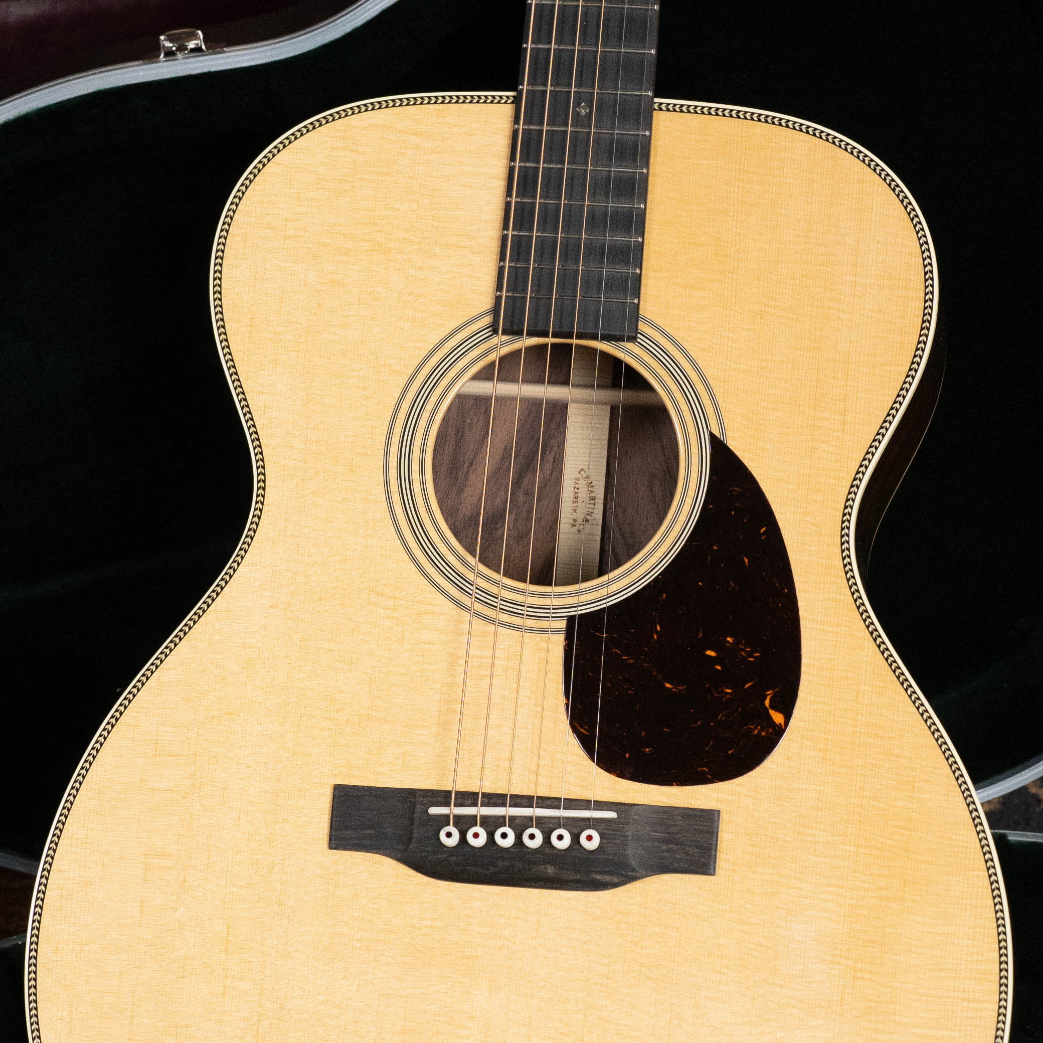 Martin Custom Shop OOO-28 Style "Wild Grain" East Indian Rosewood Spruce/Indian Rosewood Custom "OOO/OM" Auditorium Acoustic Guitar #6894
