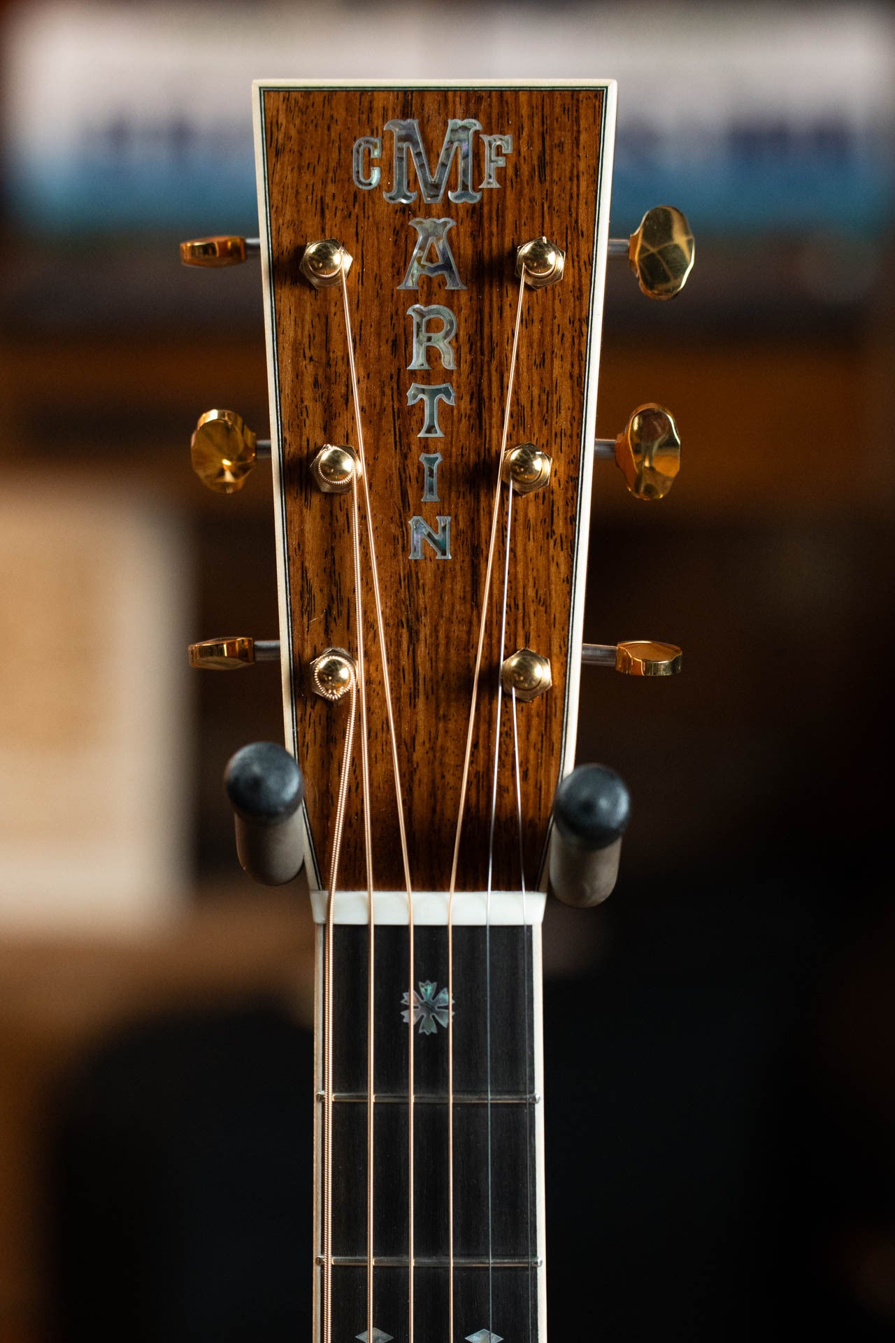 Martin Custom Shop OOO-41 Style European Spruce/Guatemalan Rosewood 14th Fret Acoustic Guitar #2552