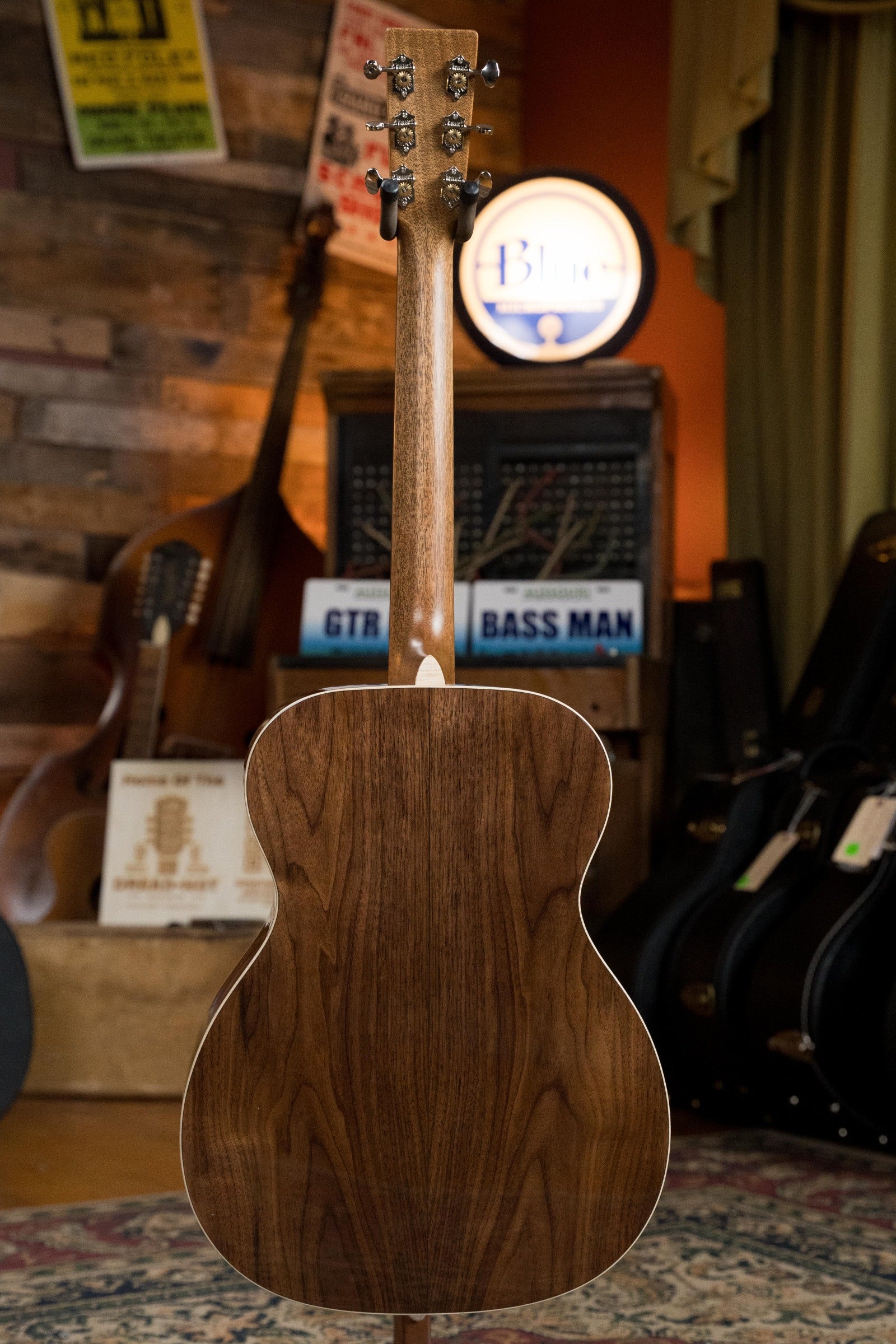 Martin Custom Shop OOO-28 Style Spruce/Black Walnut 14 Fret Acoustic Guitar #3323