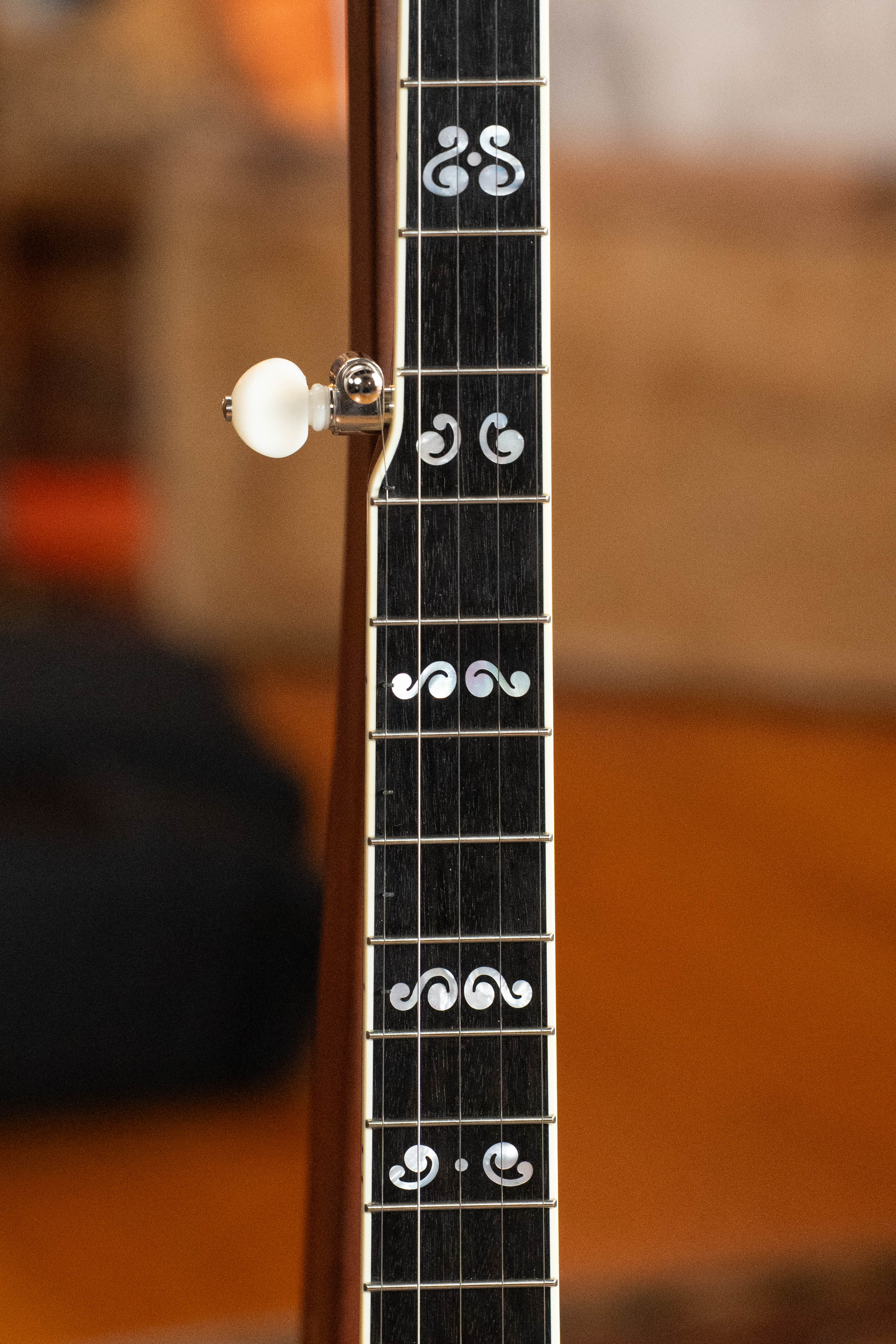 Deering Calico 5 String Curly Maple Resonator Banjo w/Spikes Installed #BC03