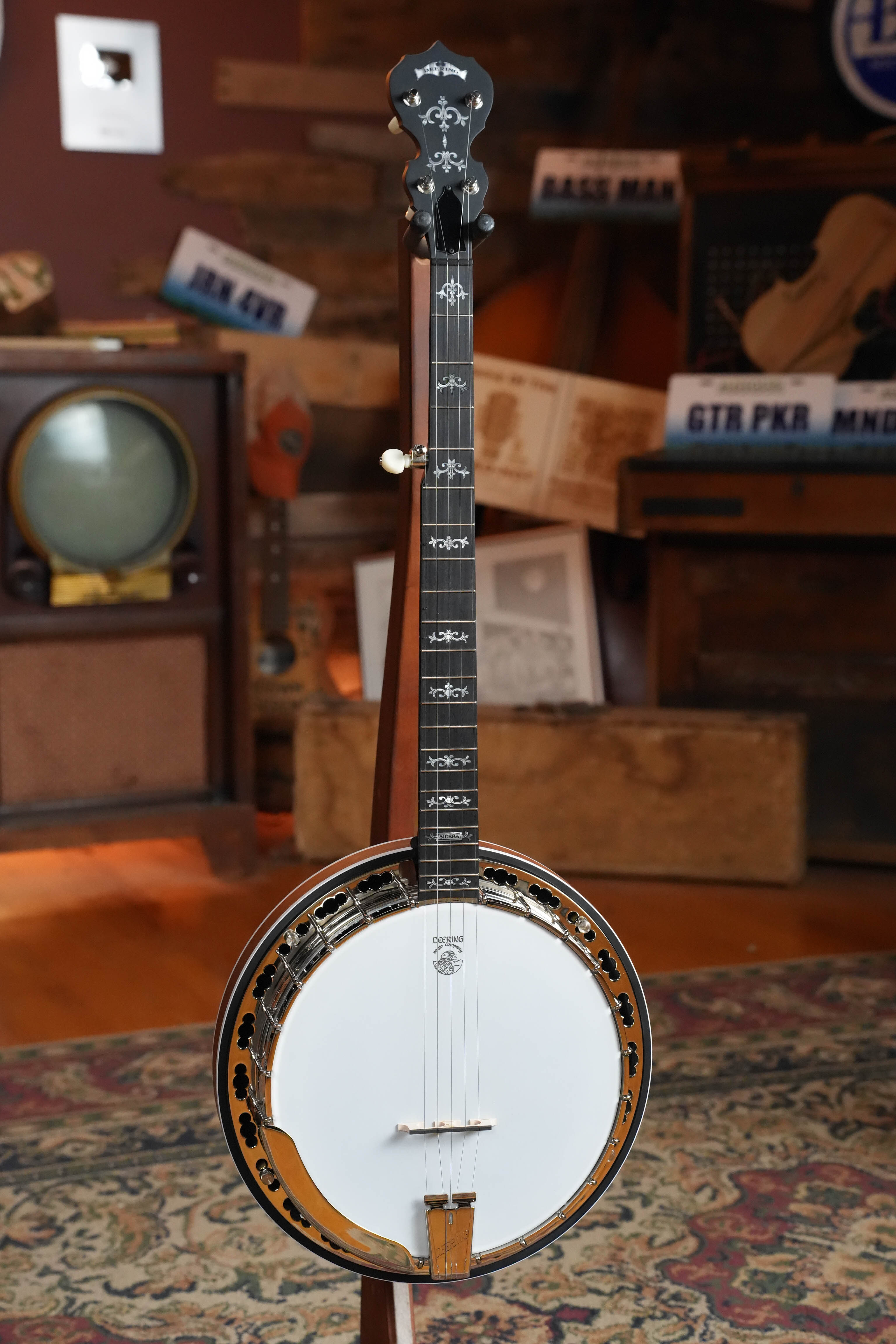 Deering Sierra 5 String Mahogany Banjo #BE20
