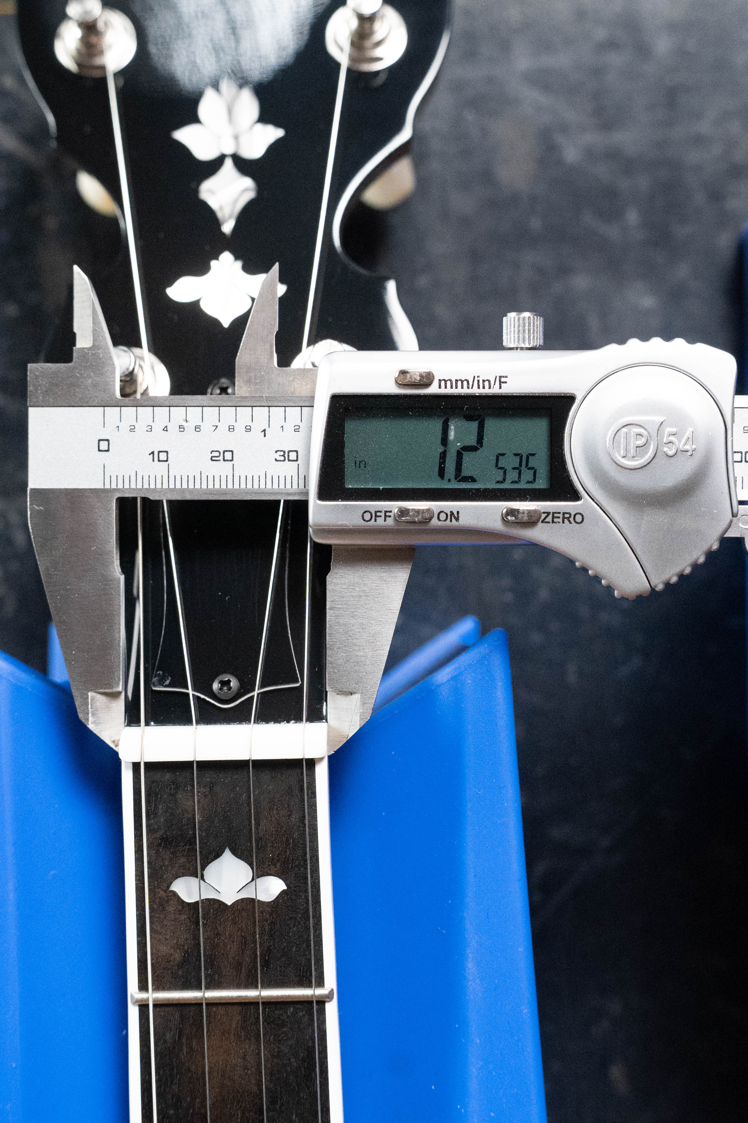 Deering White Lotus 5-String Resonator Banjo w/Spikes Installed #BB89