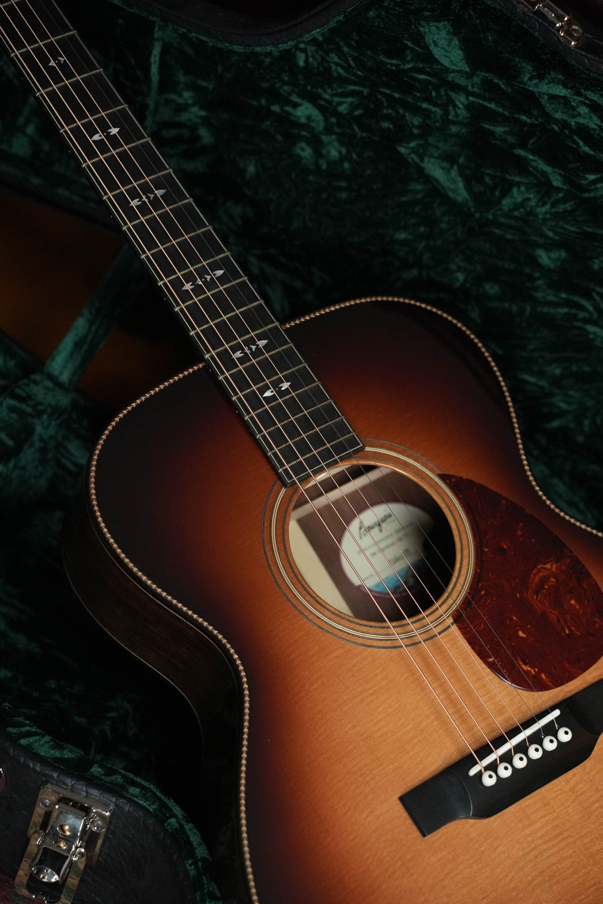 *Dread-Not Certified Used* Bourgeois Touchstone Signature OMSIG-SB/TS Orchestra Model Sunburst Acoustic Guitar #1299