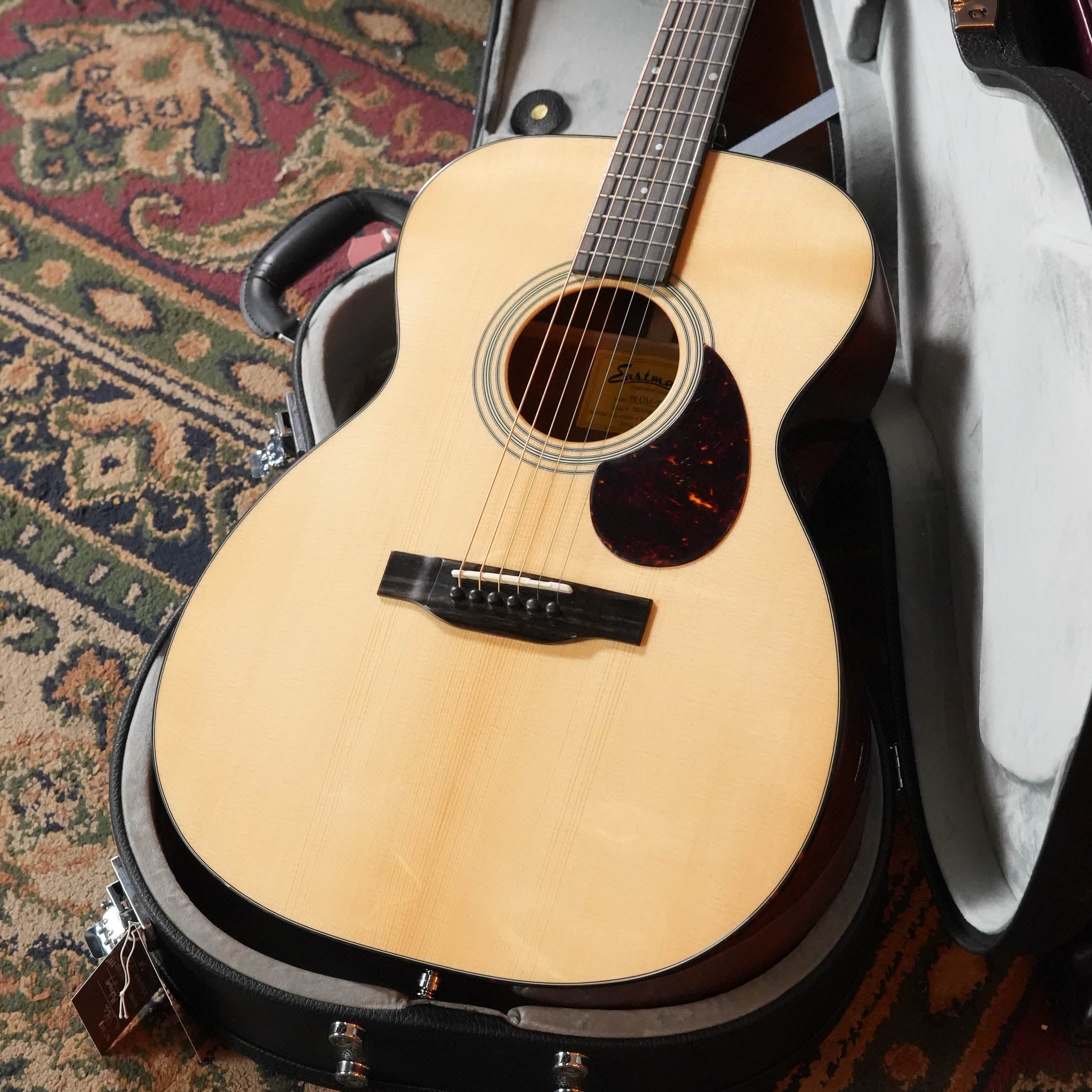 *Dread-Not Certified Used* 2025 Eastman E6OM-TC Thermo-Cured Sitka/Mahogany Orchestra Model w/ K&K Pure Mini #5675