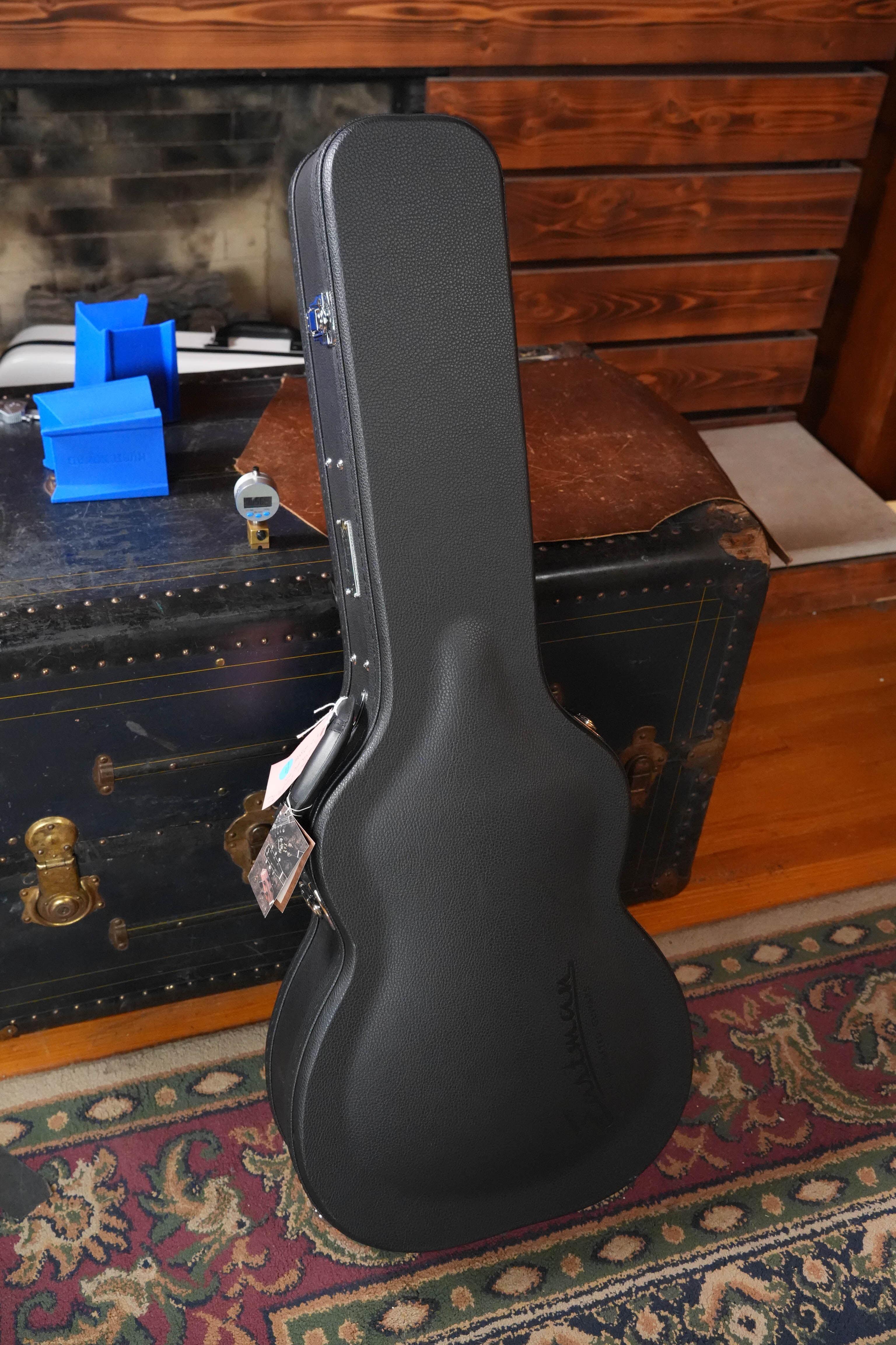 *Dread-Not Certified Used* 2025 Eastman E6OM-TC Thermo-Cured Sitka/Mahogany Orchestra Model w/ K&K Pure Mini #5675