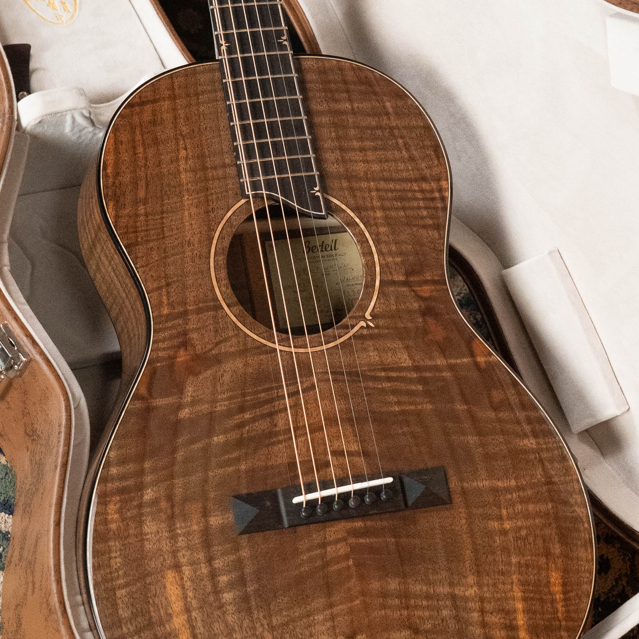 *Dread-Not Certified Used* Bedell Limited Edition Fireside Parlor All Walnut Acoustic Guitar #3020