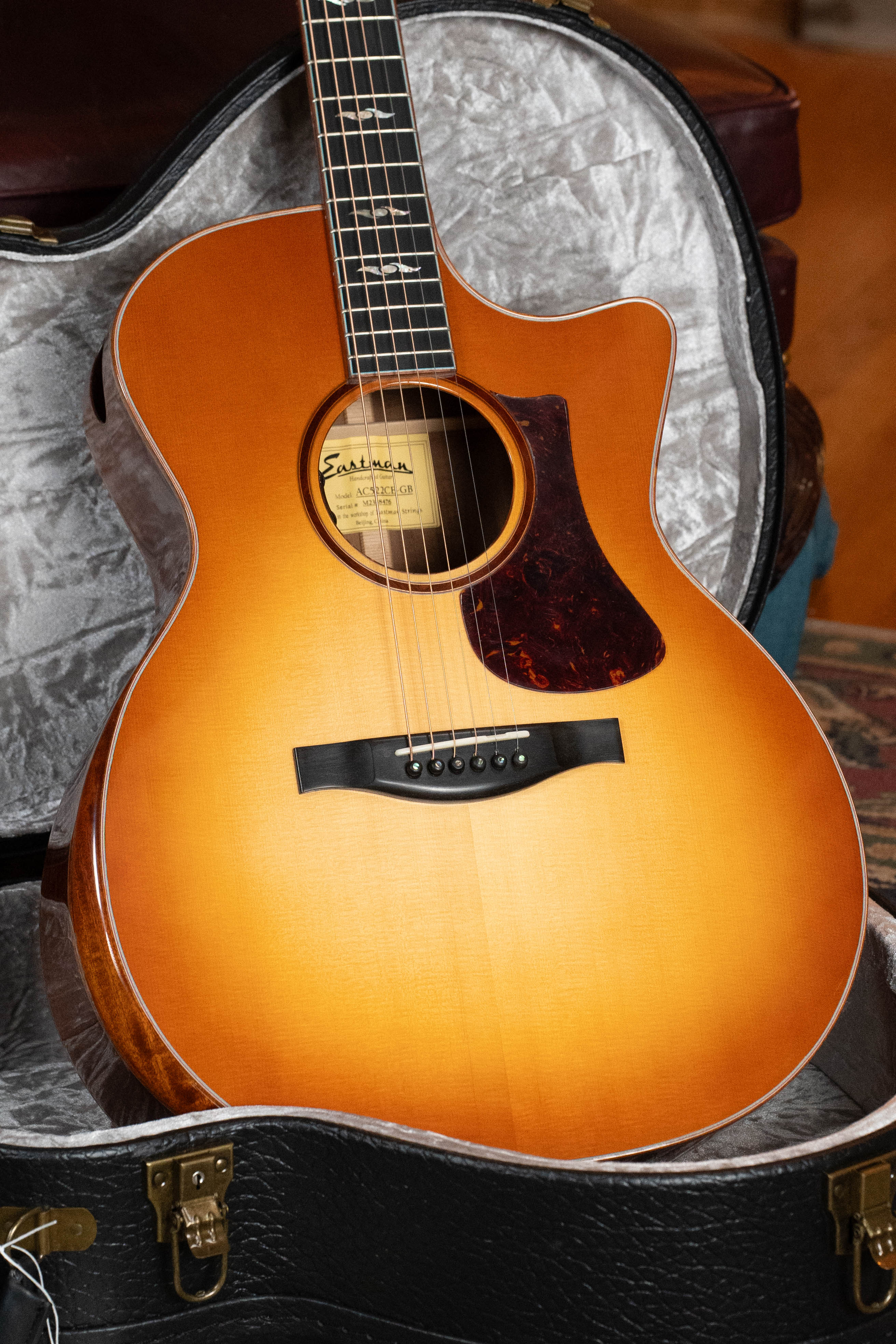 *Dread-Not Certified Used* Eastman AC522CE-GB European Spruce/Mahogany Goldburst Grand Auditorium Guitar w/LR Baggs Pickup #8476