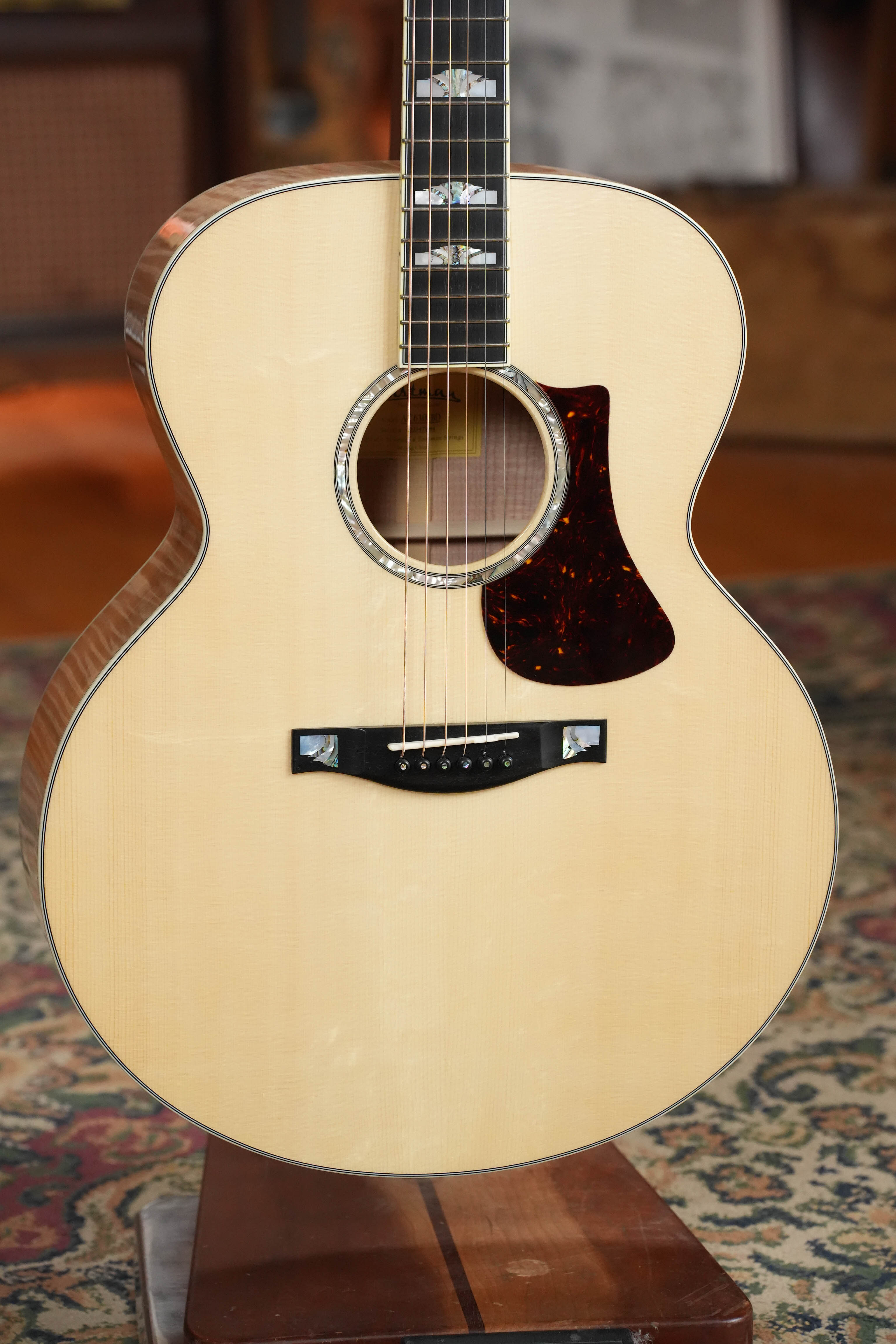 (Used) Eastman AC630-BD Engelmann Spruce/Flamed Maple Blonde Jumbo Acoustic Guitar #7984