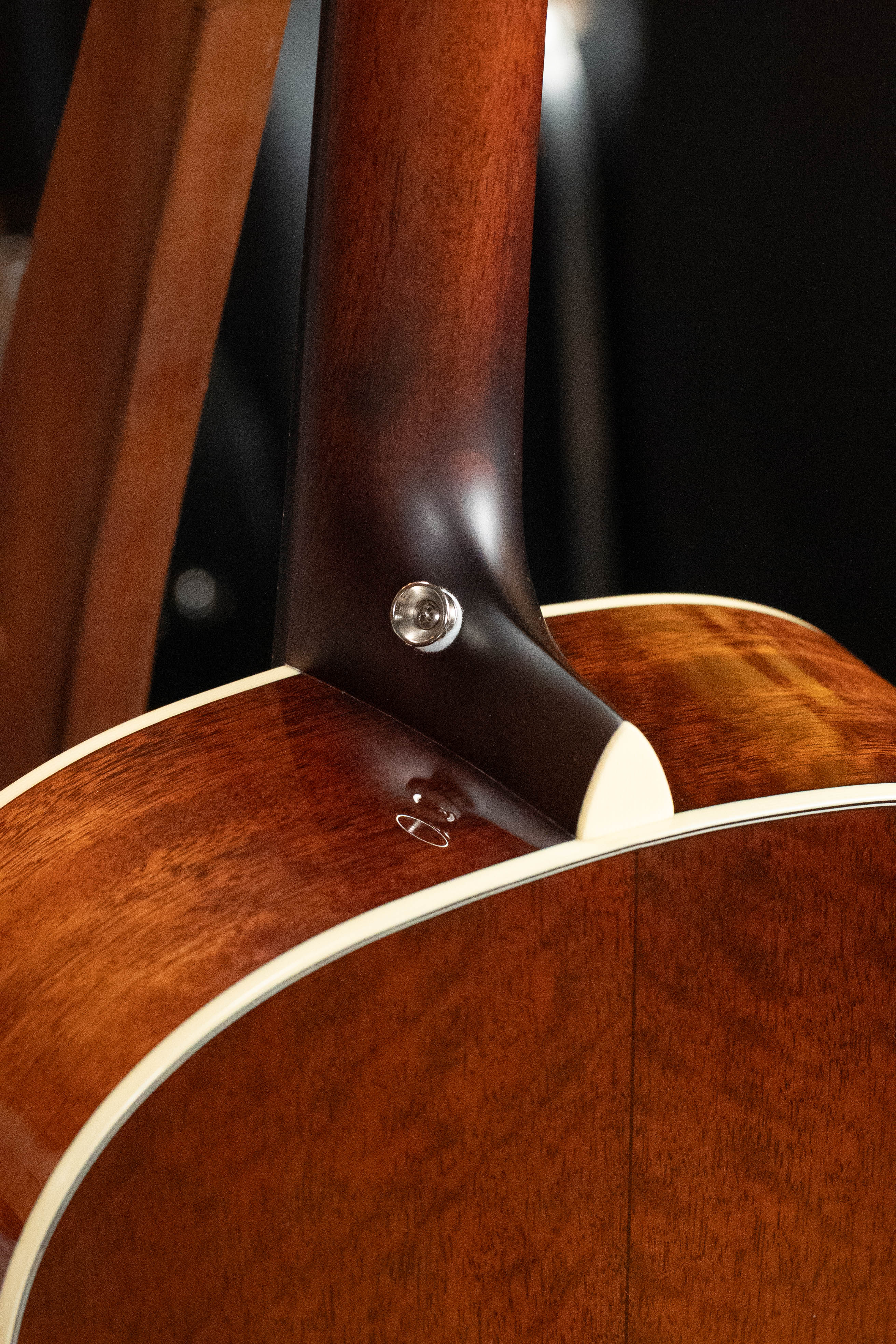 *Dread-Not Certified Used* Eastman E10SS-TC Thermo-Cured Adirondack/Mahogany Sunburst Slope Shoulder Dreadnought Acoustic Guitar #3423