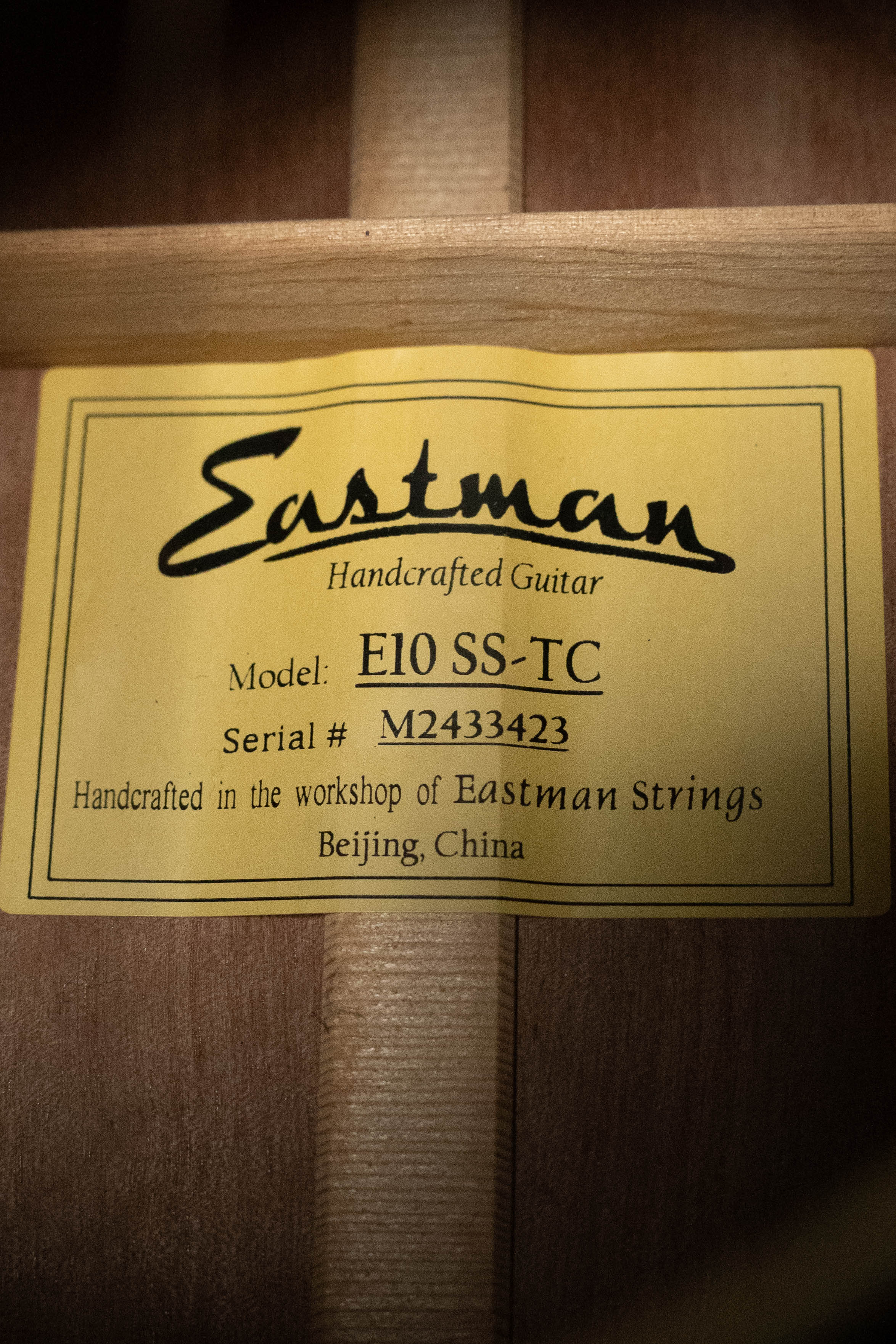 *Dread-Not Certified Used* Eastman E10SS-TC Thermo-Cured Adirondack/Mahogany Sunburst Slope Shoulder Dreadnought Acoustic Guitar #3423