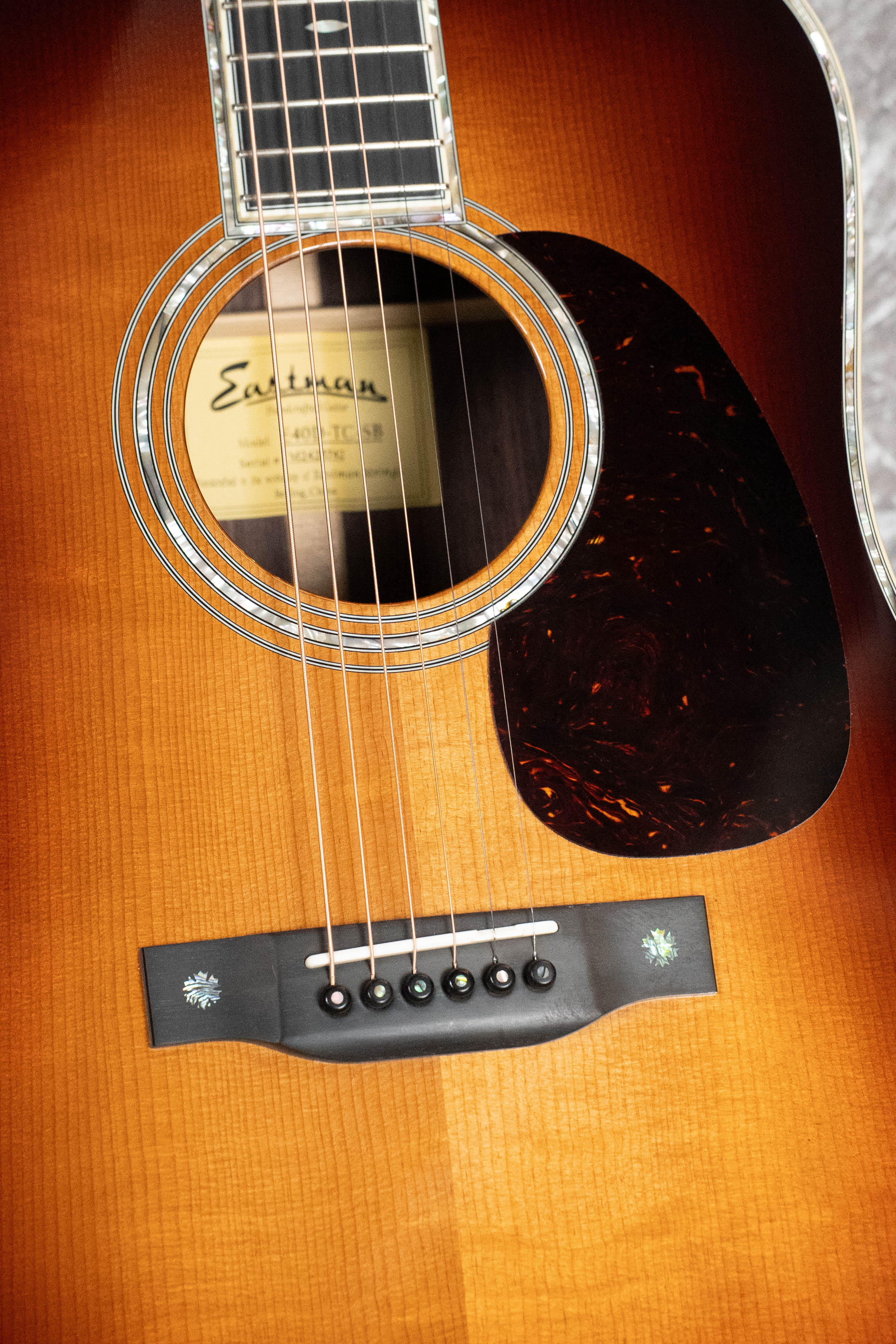 *Dread-Not Certified Used* Eastman E40D-TC-SB Thermo-cured AAA Grade Adirondack/Rosewood Sunburst Dreadnought Acoustic Guitar #5742