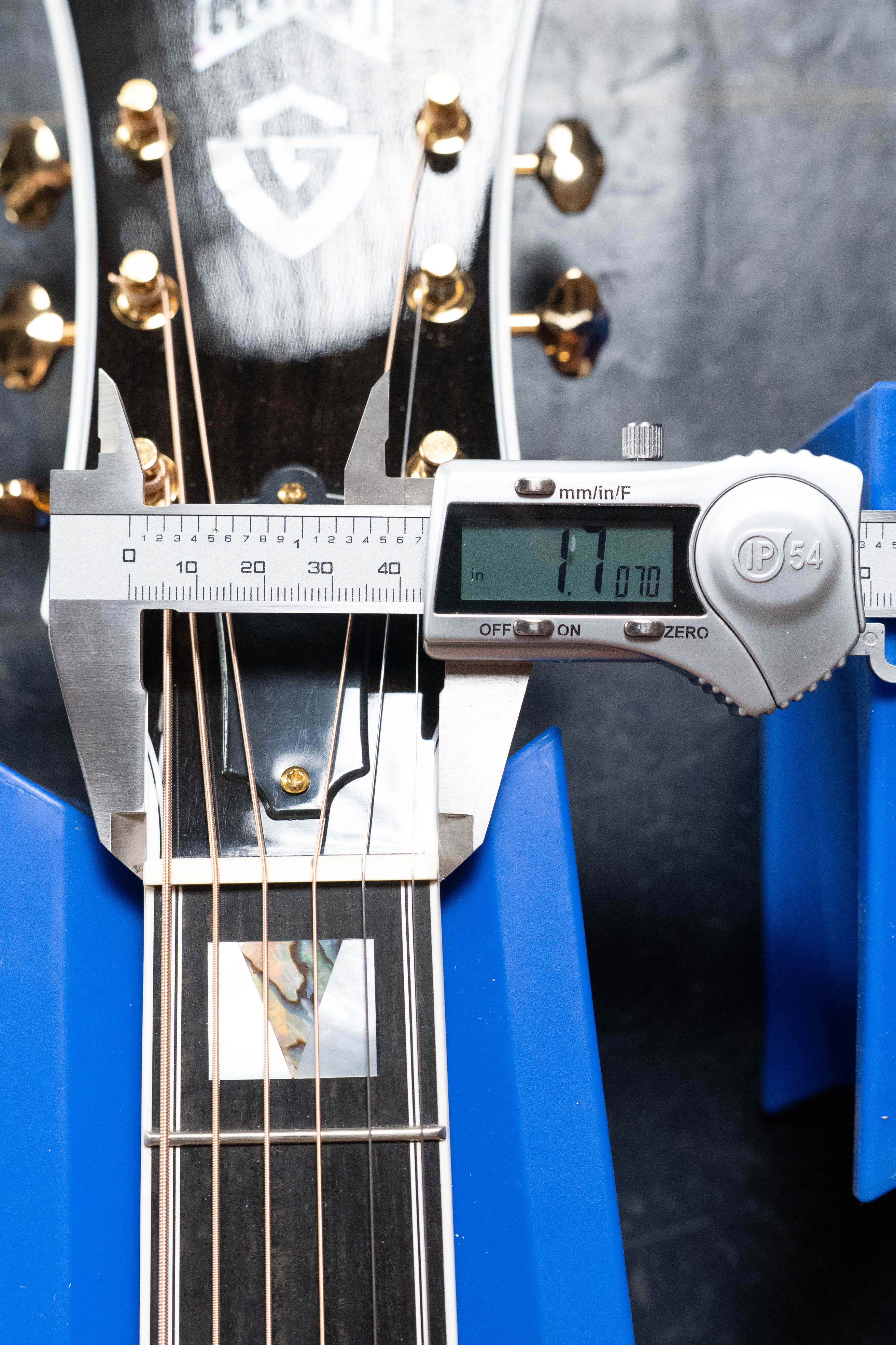 *Dread-Not Certified Used* Guild F-55E Sitka/Maple Jumbo Natural Gloss Guitar w/Electronics #0117