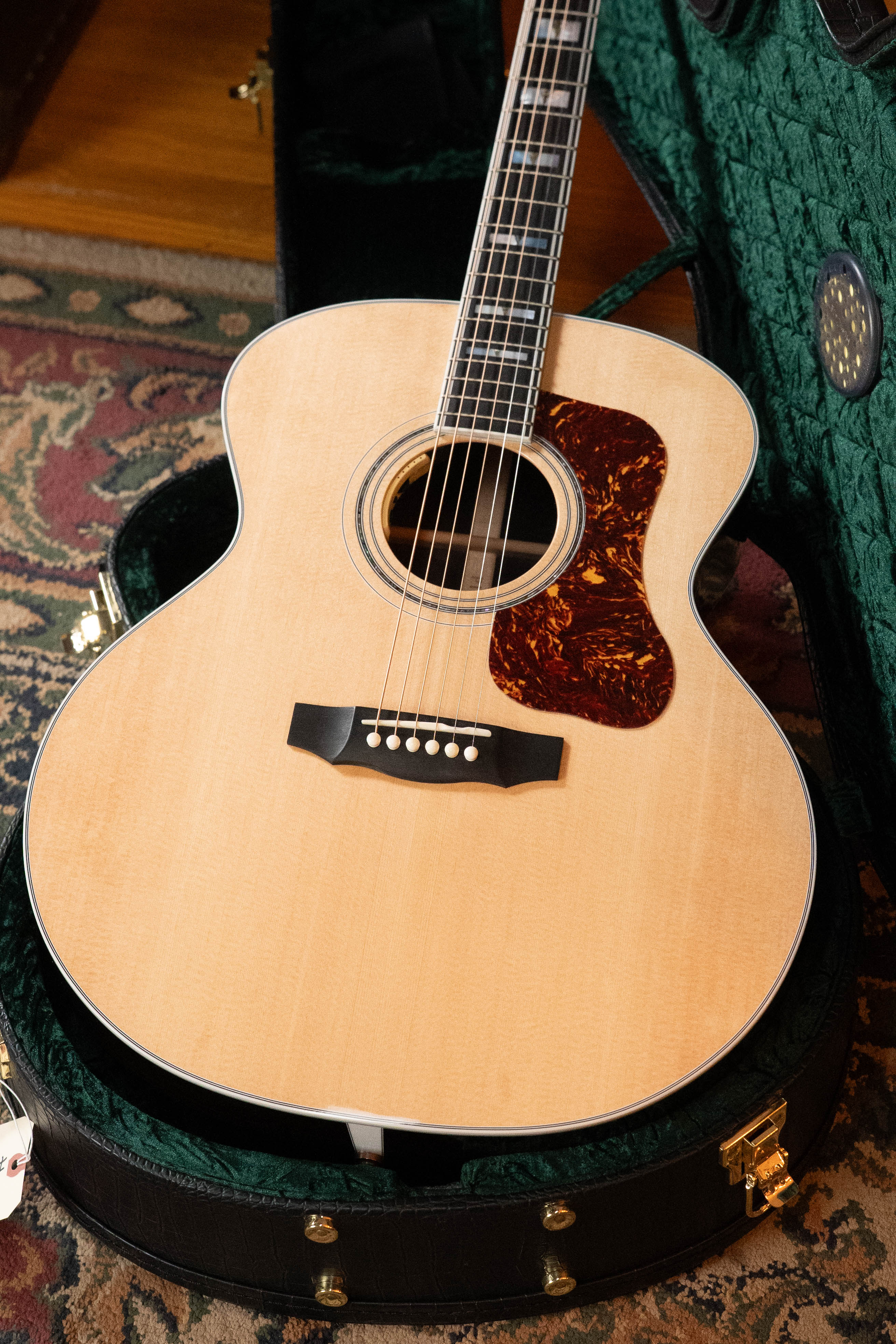 *Dread-Not Certified Used* Guild F-55E Sitka/Maple Jumbo Natural Gloss Guitar w/Electronics #0117