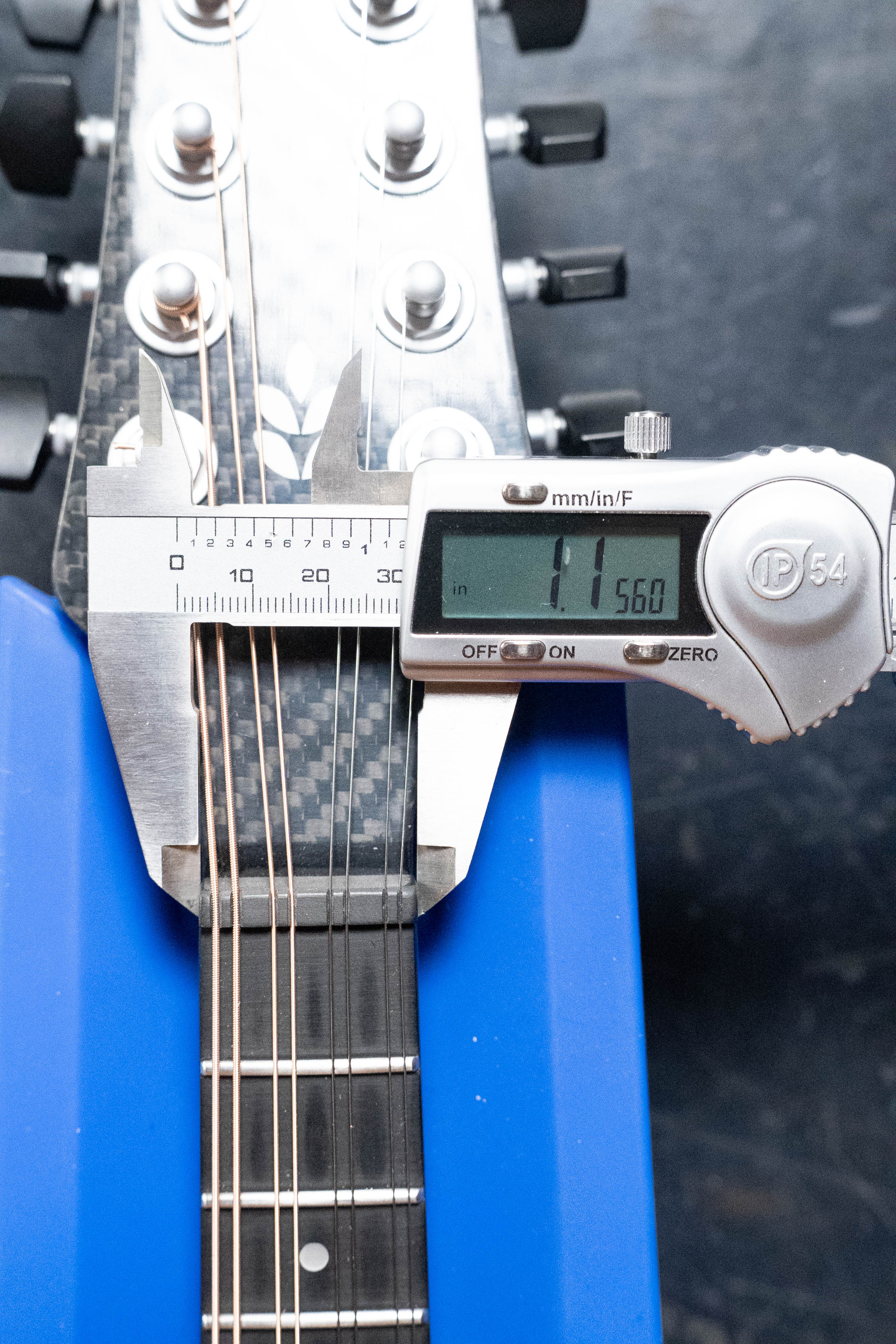 *Dread-Not Certified Used* KLOS X_MA_DAE_EQ Full Carbon A-Style Mandolin w/KLOS EQ Preamp Pickup #3606