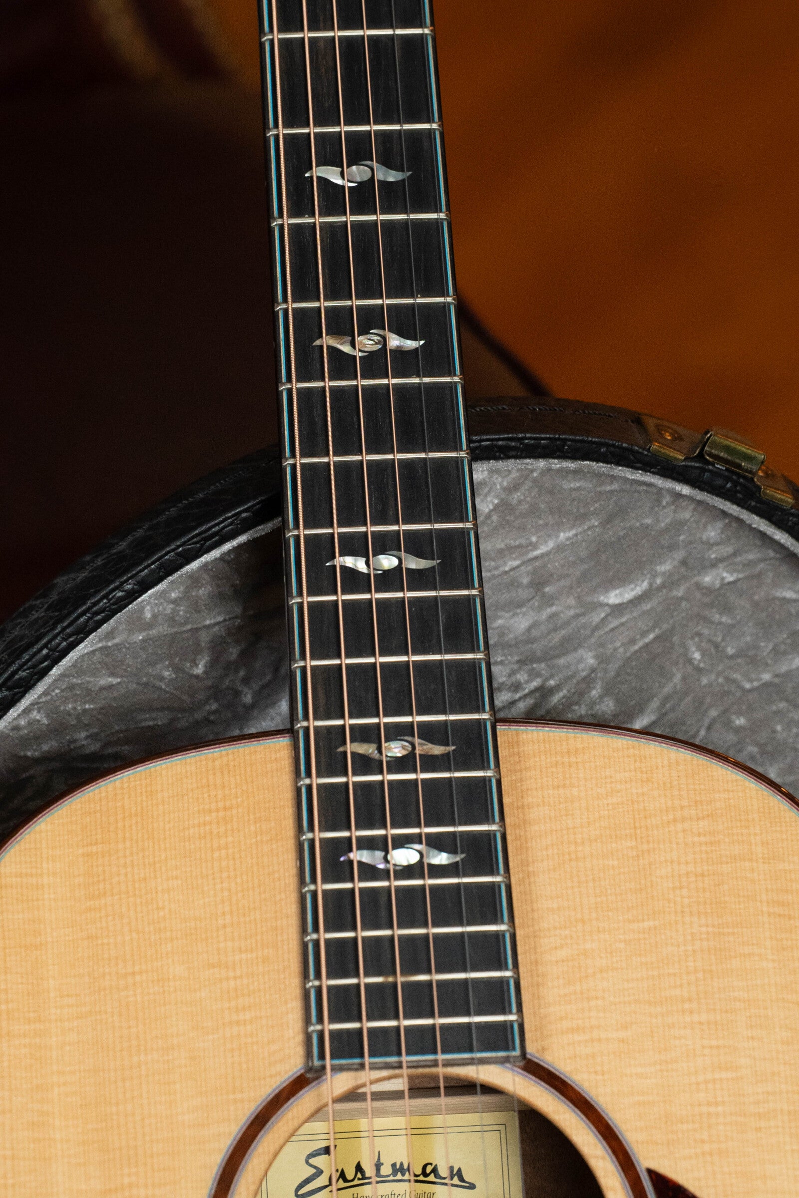 *Dread-Not Certified Used* Eastman L-OOSS-QS Luthier Series European Spruce/AA Quilted Sapele OO Acoustic Guitar #2667