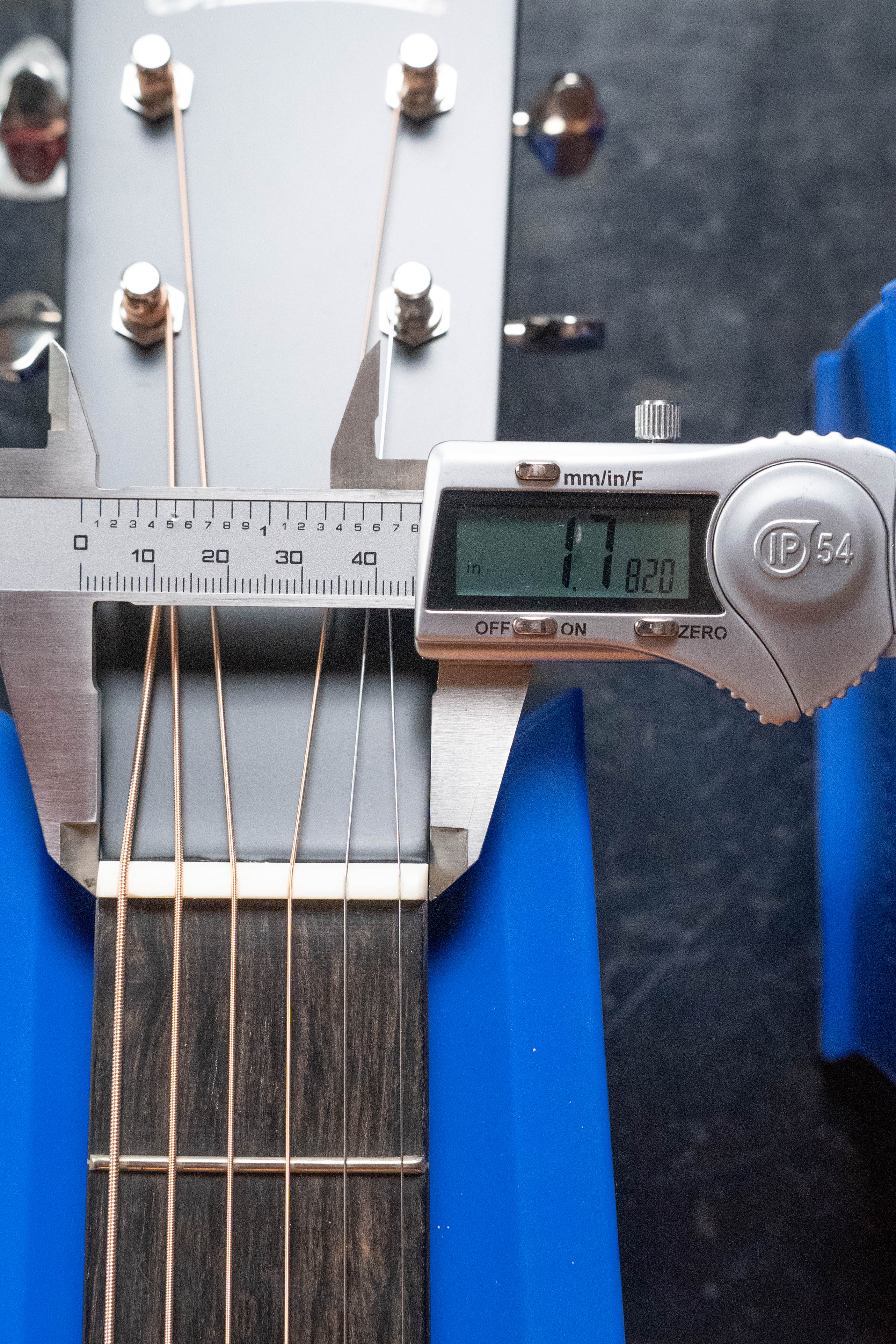 Eastman E1OM-DLX All Solid Sitka/Sapele OM Guitar w/Fishman Pickup #4847