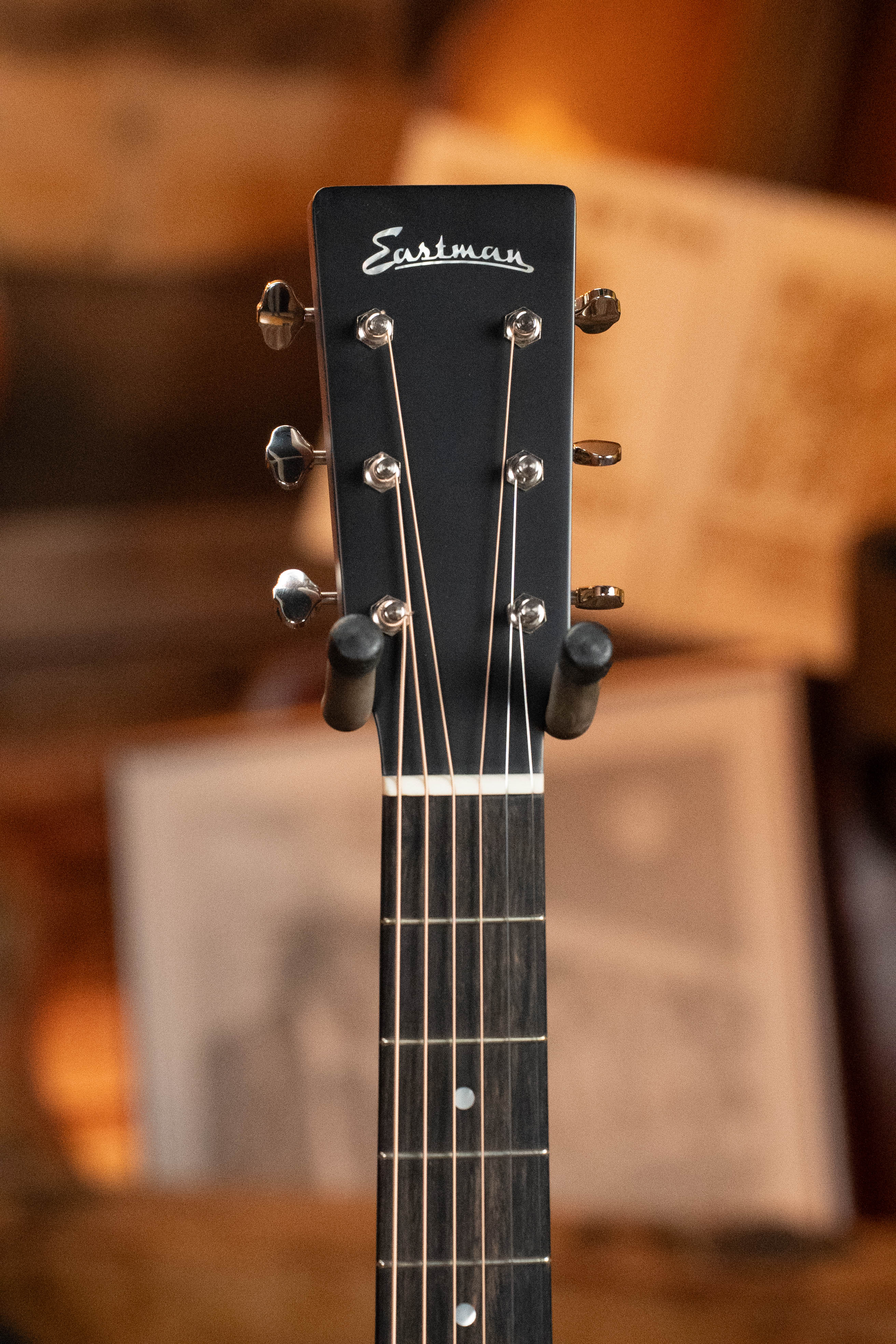 Eastman E1OM-DLX All Solid Sitka/Sapele OM Guitar w/Fishman Pickup #4847