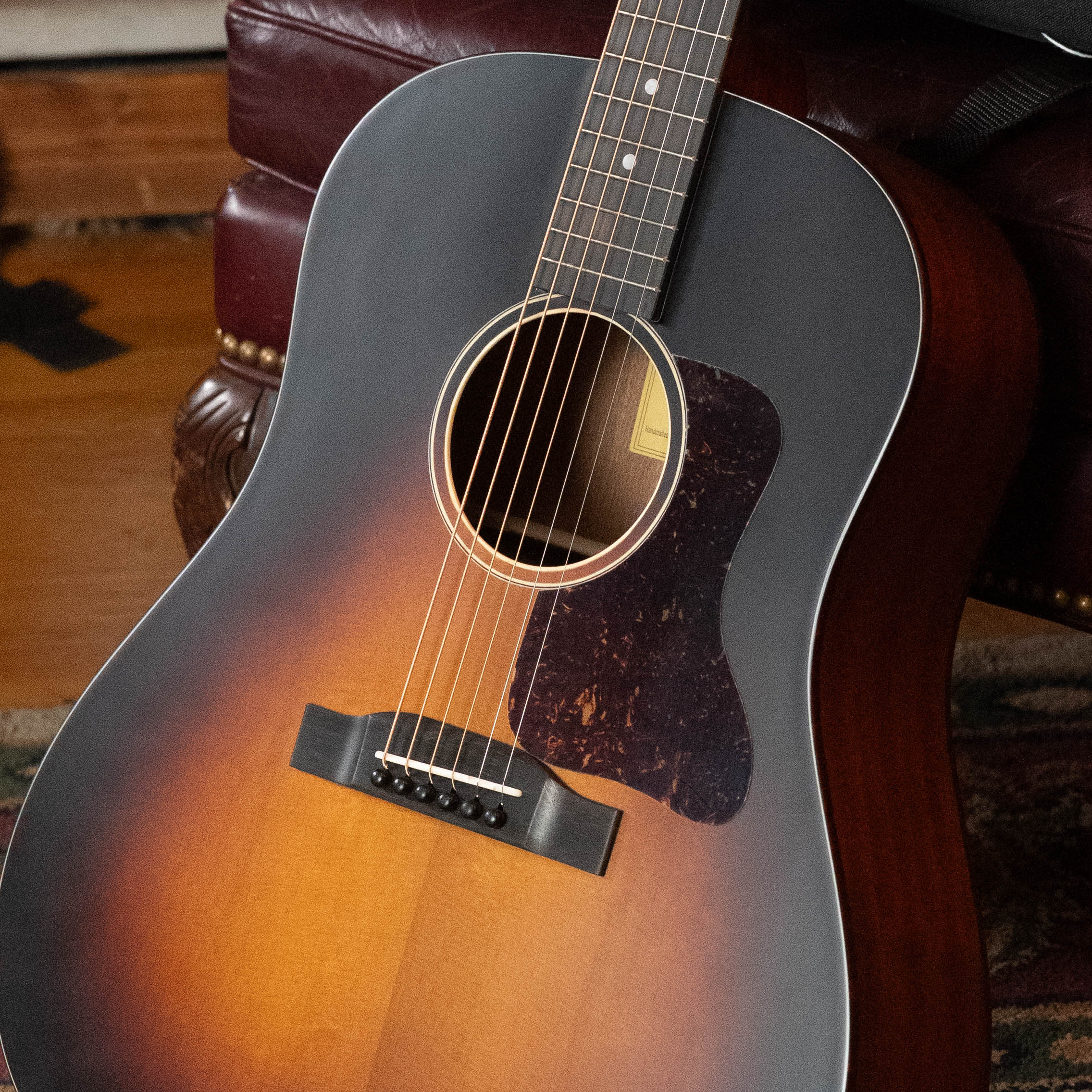 Eastman E1SS-SB Sitka/Sapele Sunburst Slope Shoulder Dreadnought Acoustic Guitar #1443