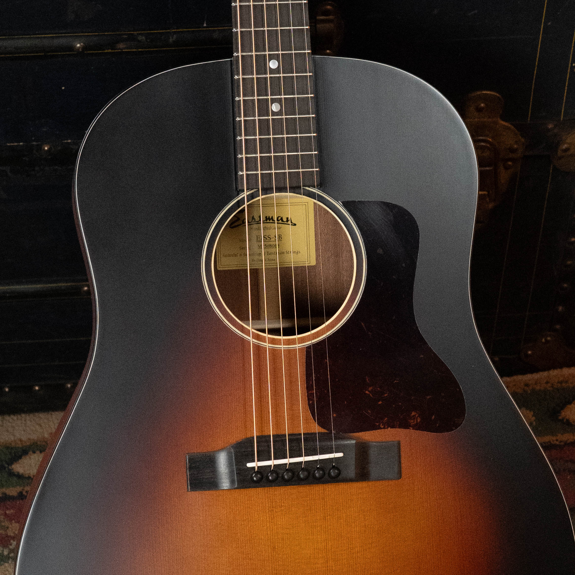Eastman E1SS-SB Sitka/Sapele Sunburst Slope Shoulder Dreadnought Acoustic Guitar #8068