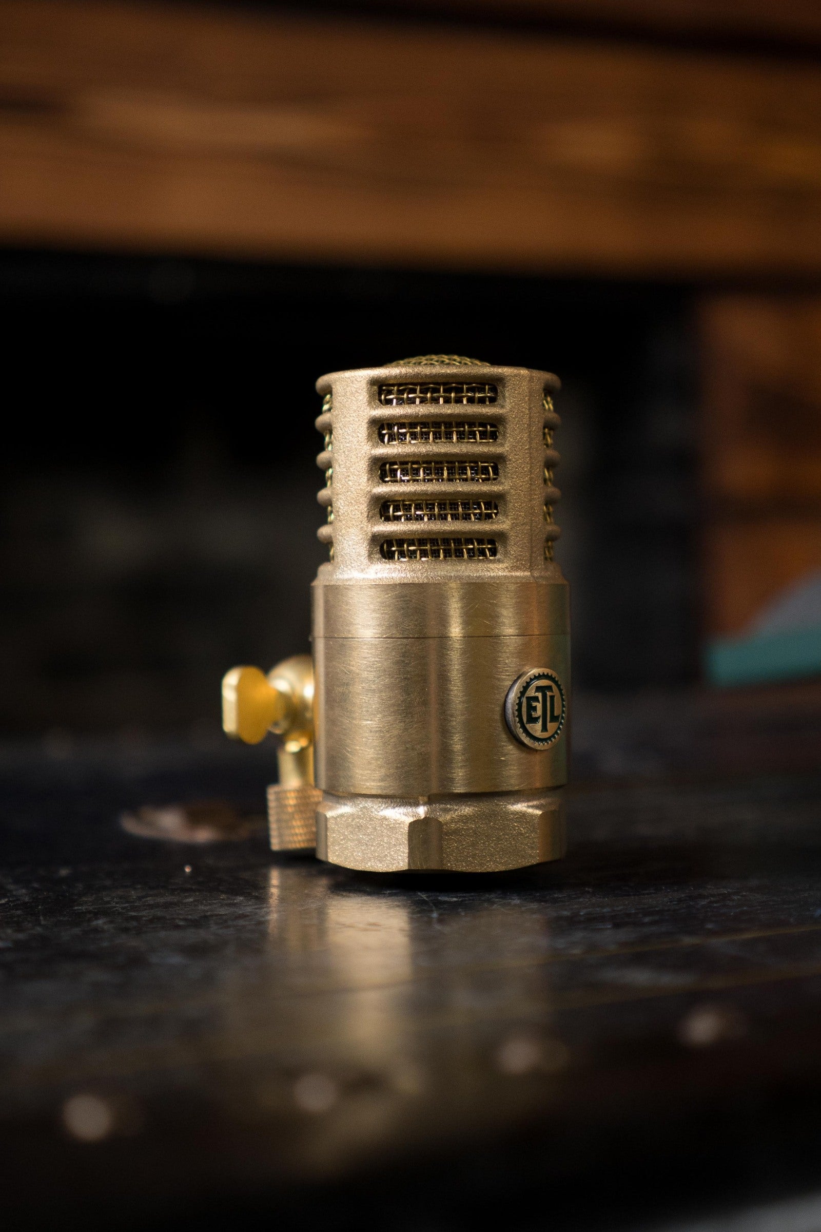 Ear Trumpet Labs Wanda Microphone
