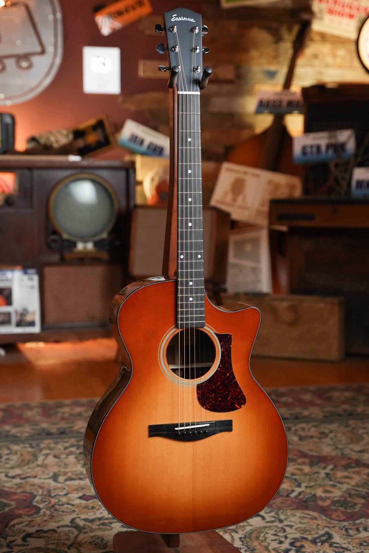 Eastman AC222CE-DLX-GB Goldburst Cutaway Grand Auditorium Guitar w/Fishman Pickup #8216