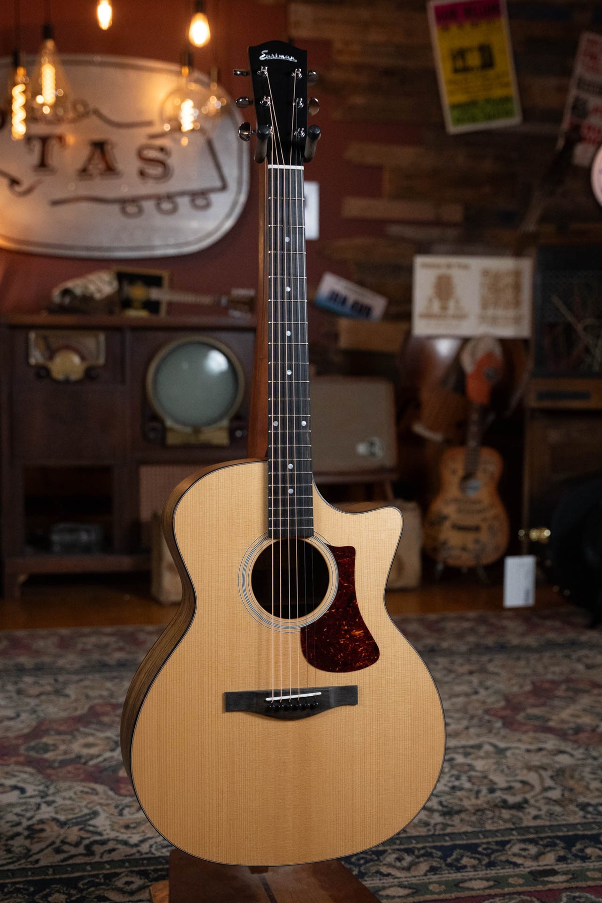 Eastman AC222CE Grand Auditorium Cutaway Acoustic-Electric Guitar #7435