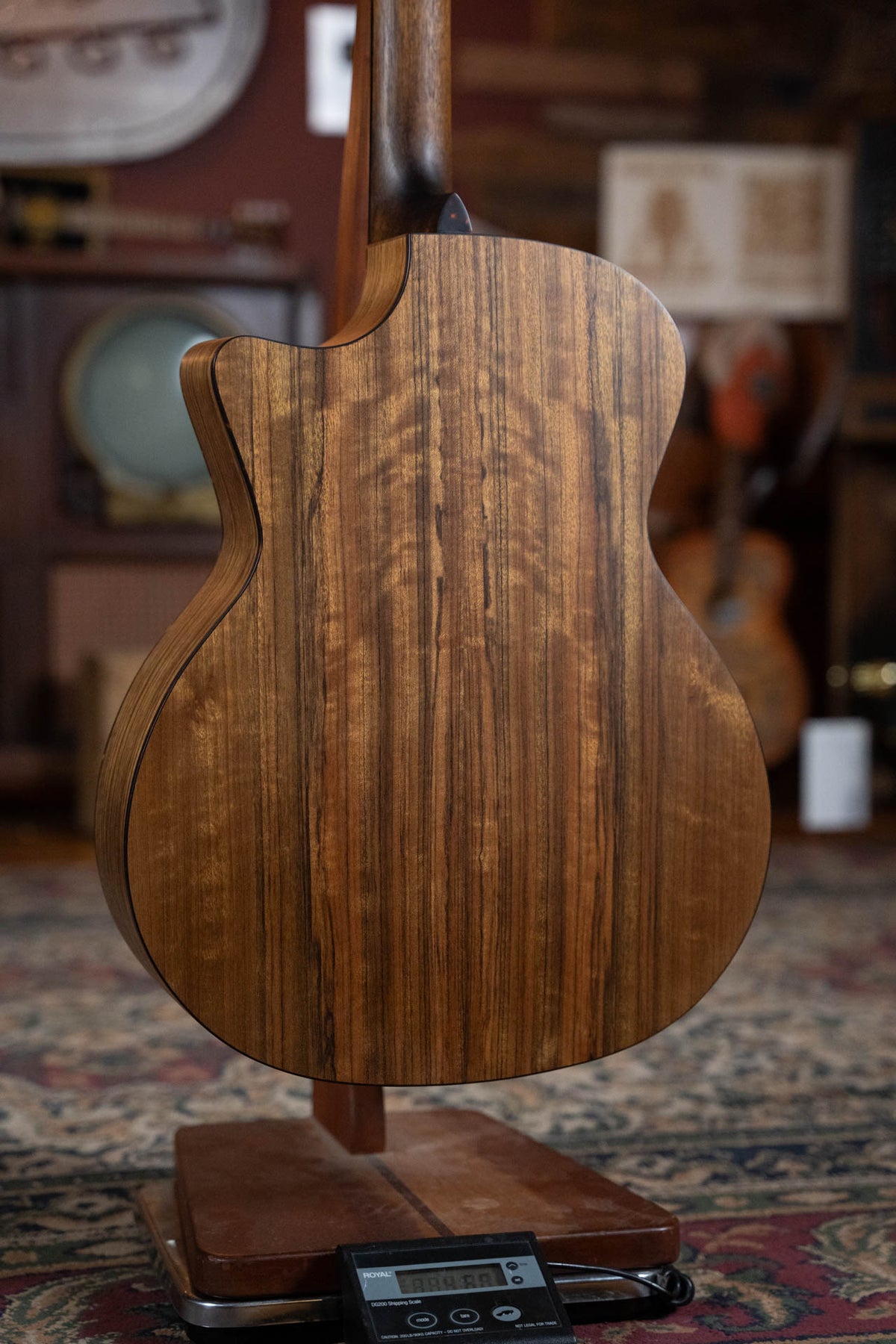 Eastman AC222CE Grand Auditorium Cutaway Acoustic-Electric Guitar #7435