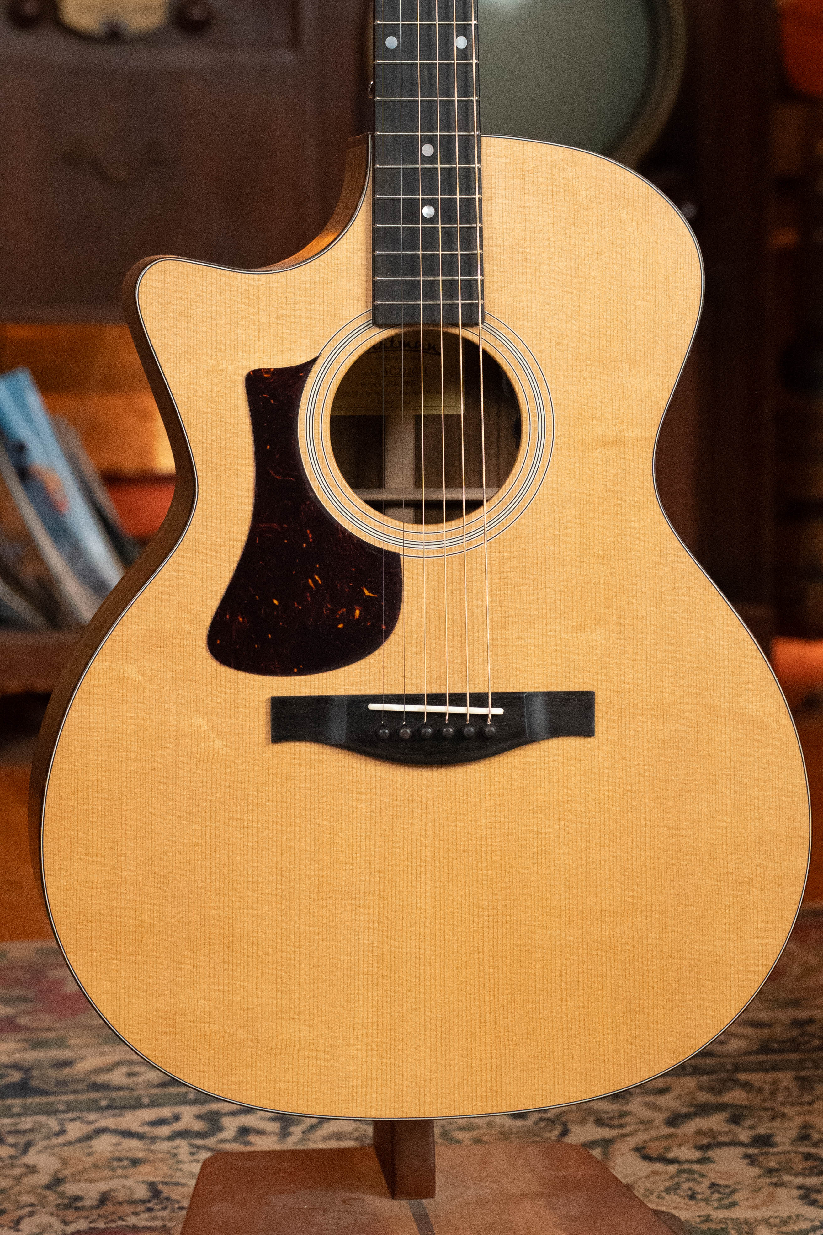 Eastman AC222LCE Sitka/Ovangkol *Left-Handed* Grand Auditorium Guitar w/Fishman Pickup #9827