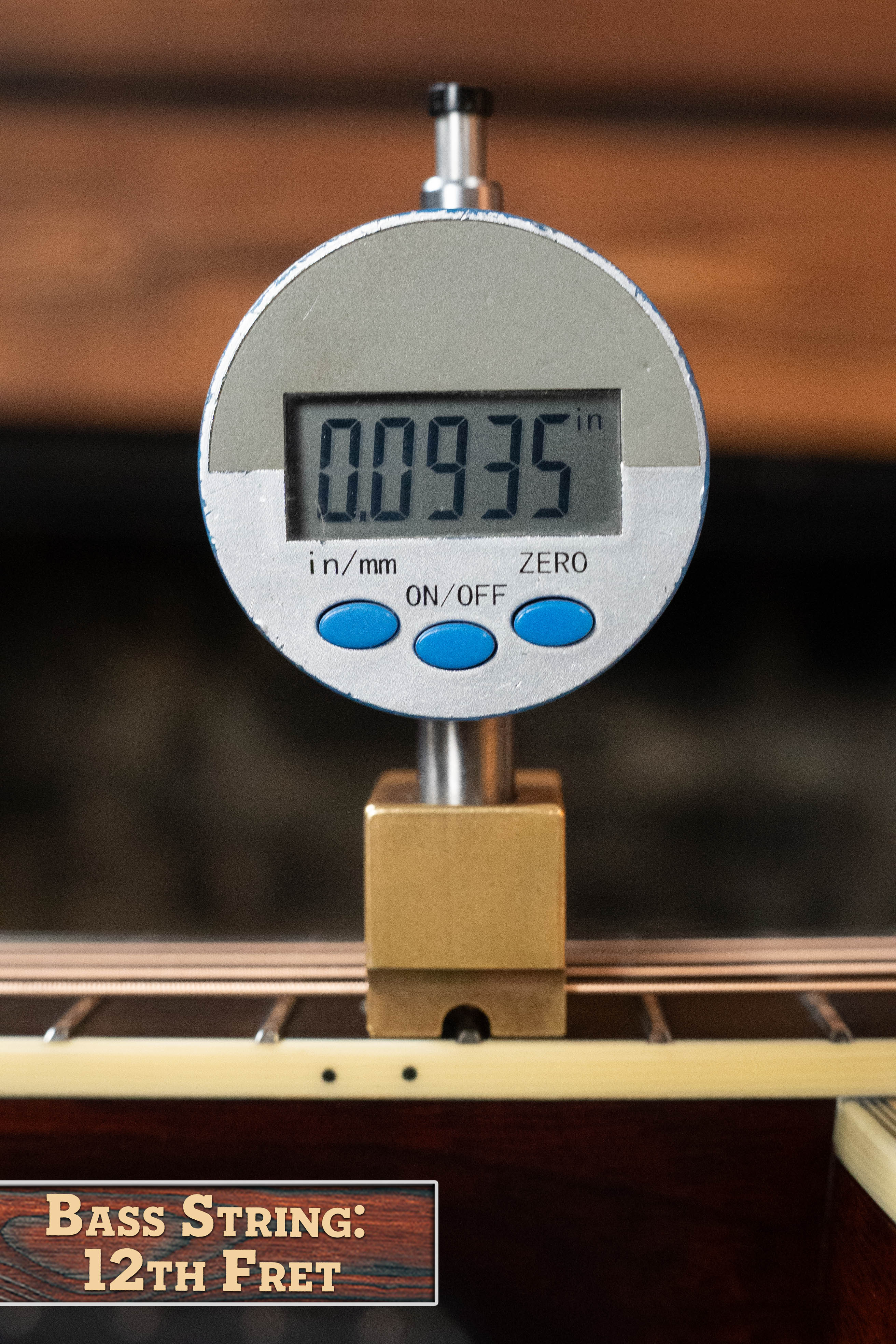 Eastman AC322CE Sitka/Mahogany Cutaway Grand Auditorium Guitar w/LR Baggs Pickup #2402