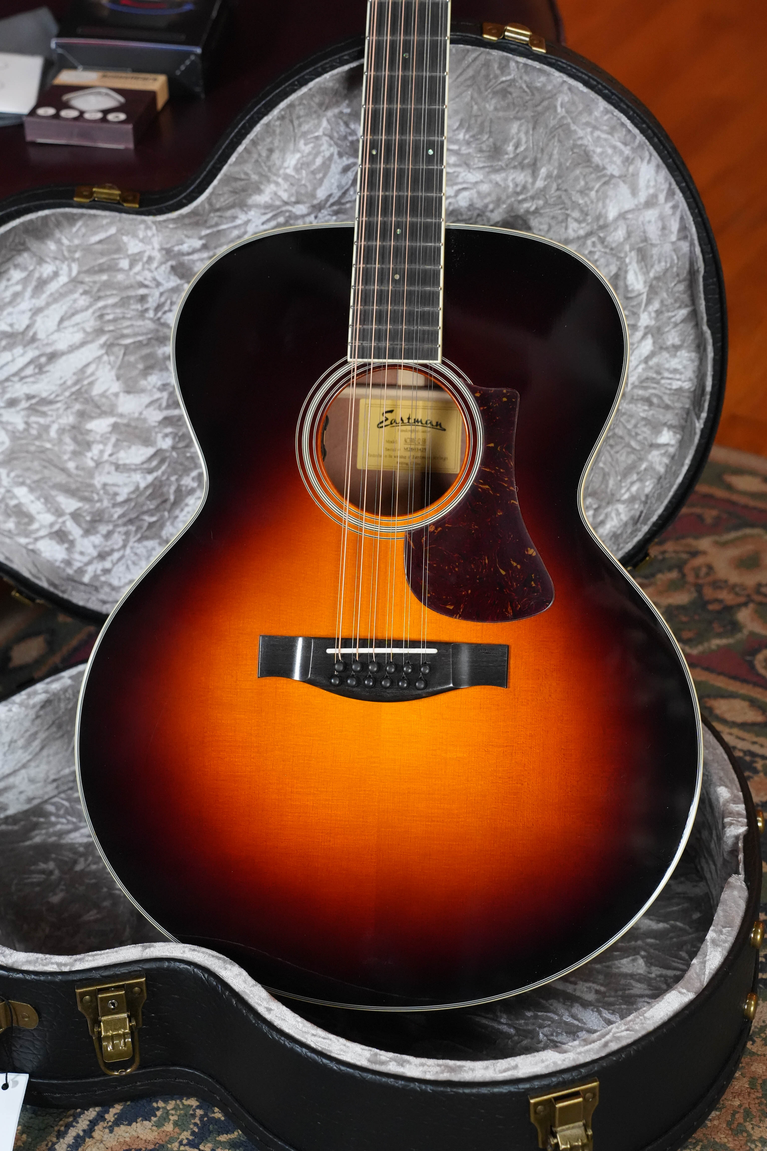 Eastman AC330E-12-SB Sitka/Mahogany Jumbo 12-String Sunburst Guitar w/LR Baggs Pickup #3425