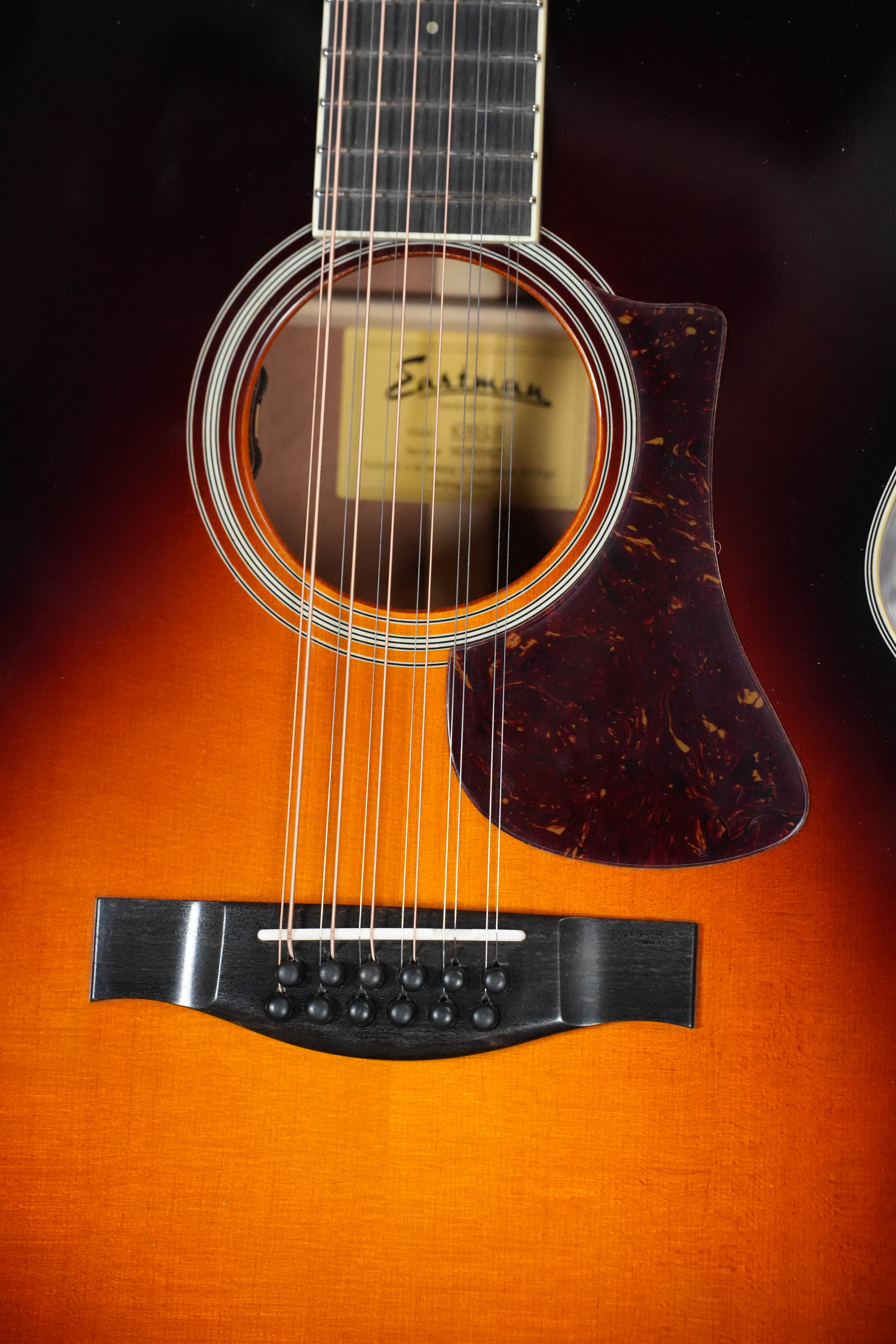 Eastman AC330E-12-SB Sitka/Mahogany Jumbo 12-String Sunburst Guitar w/LR Baggs Pickup #3425