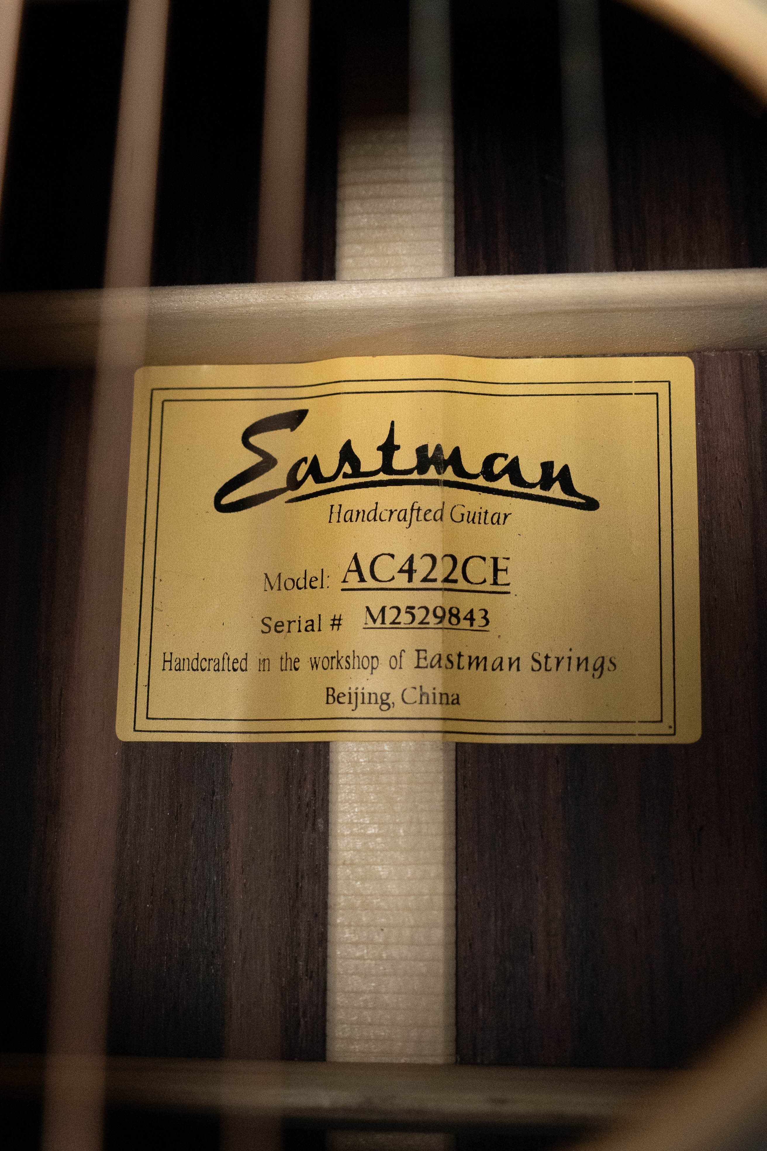 Eastman AC422CE Sitka/Rosewood Cutaway Grand Auditorium Guitar w/LR Baggs Pickup #9843