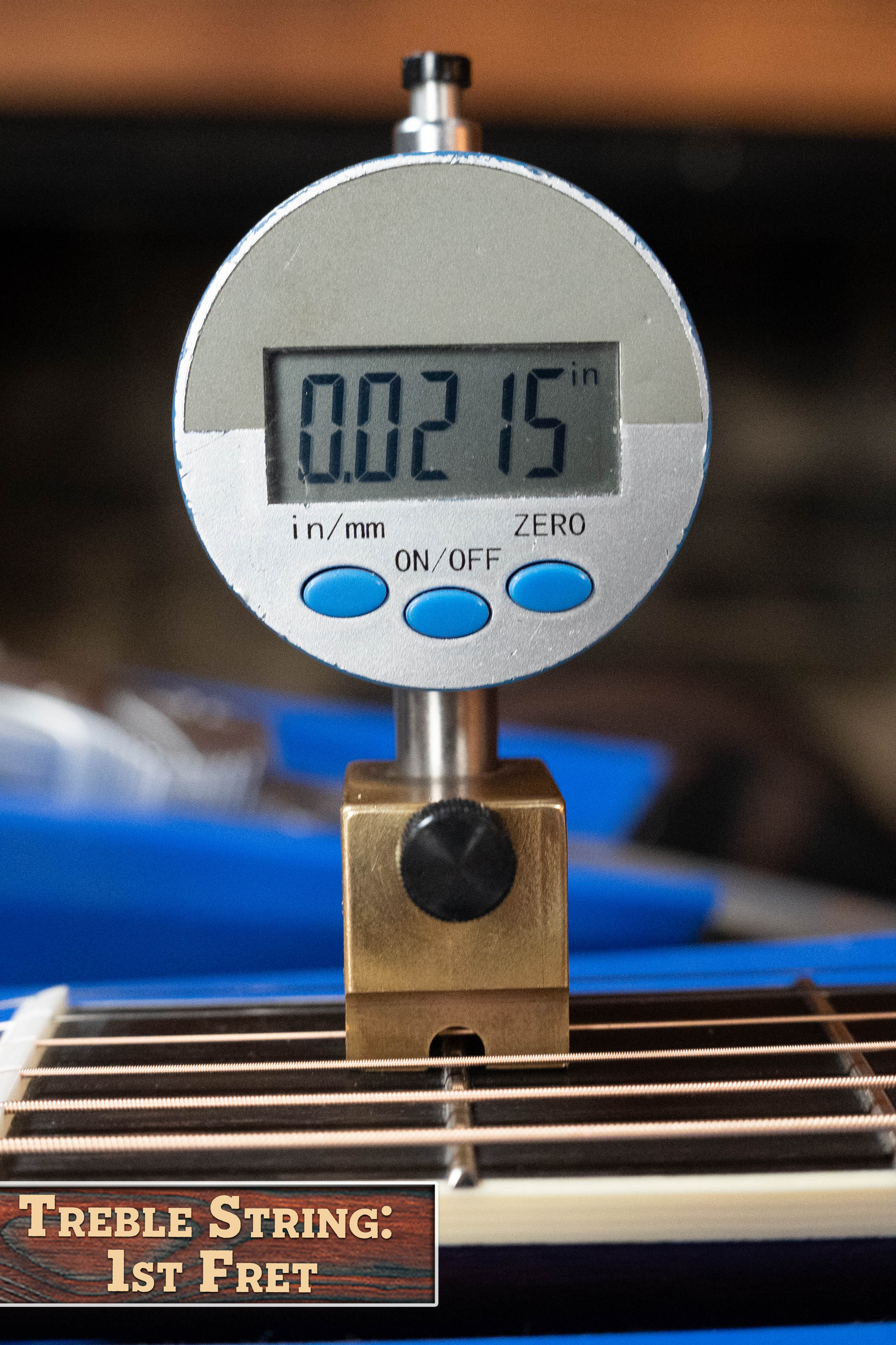 Eastman AC422CE Sitka/Rosewood Cutaway Grand Auditorium Guitar w/LR Baggs Pickup #9843