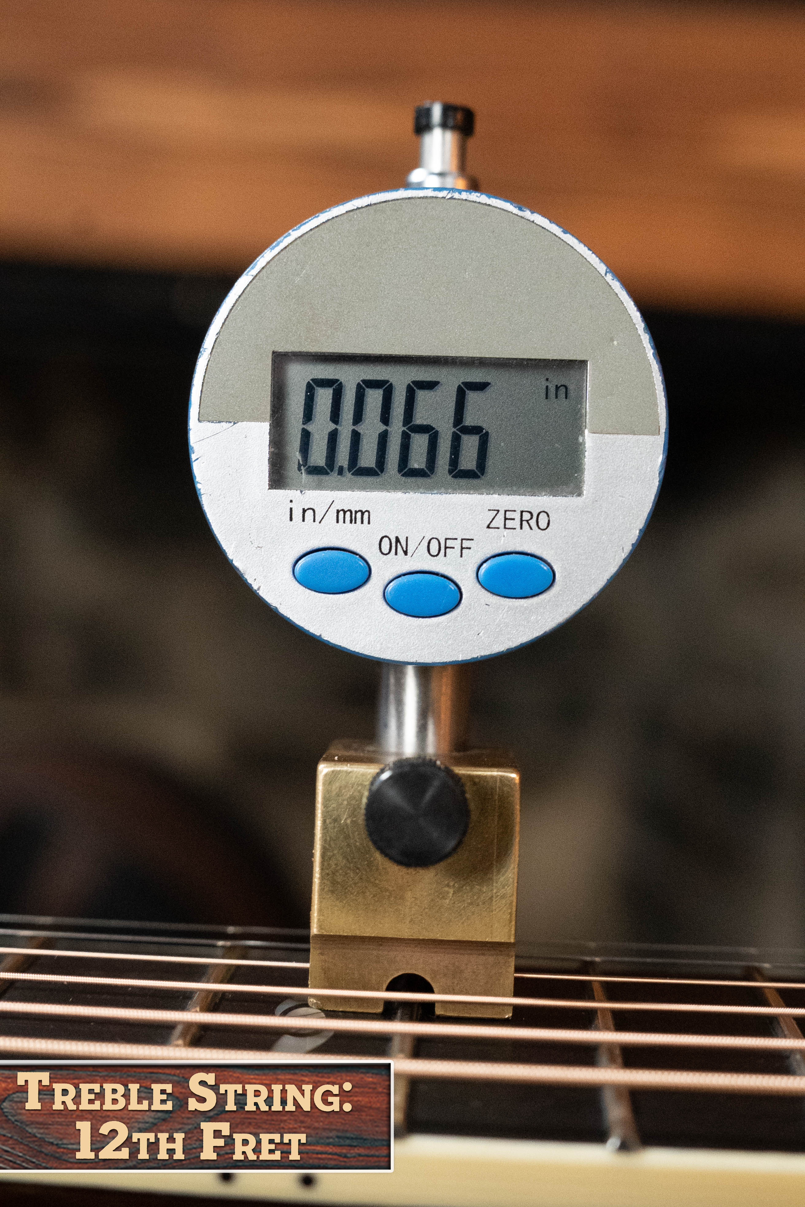 Eastman AC422CE Sitka/Rosewood Cutaway Grand Auditorium Guitar w/LR Baggs Pickup #9843