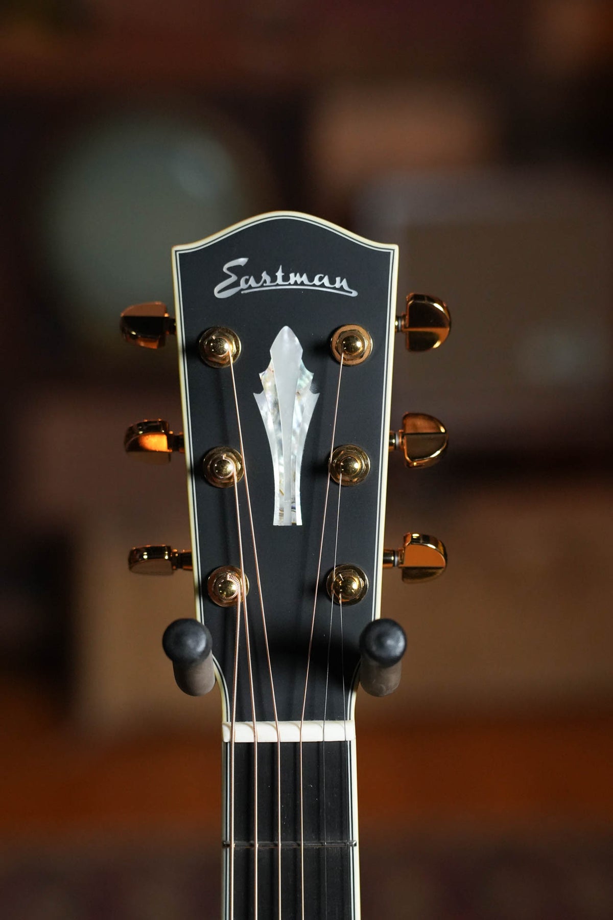 Eastman AC630-SB Sunburst Jumbo Acoustic Guitar #5811