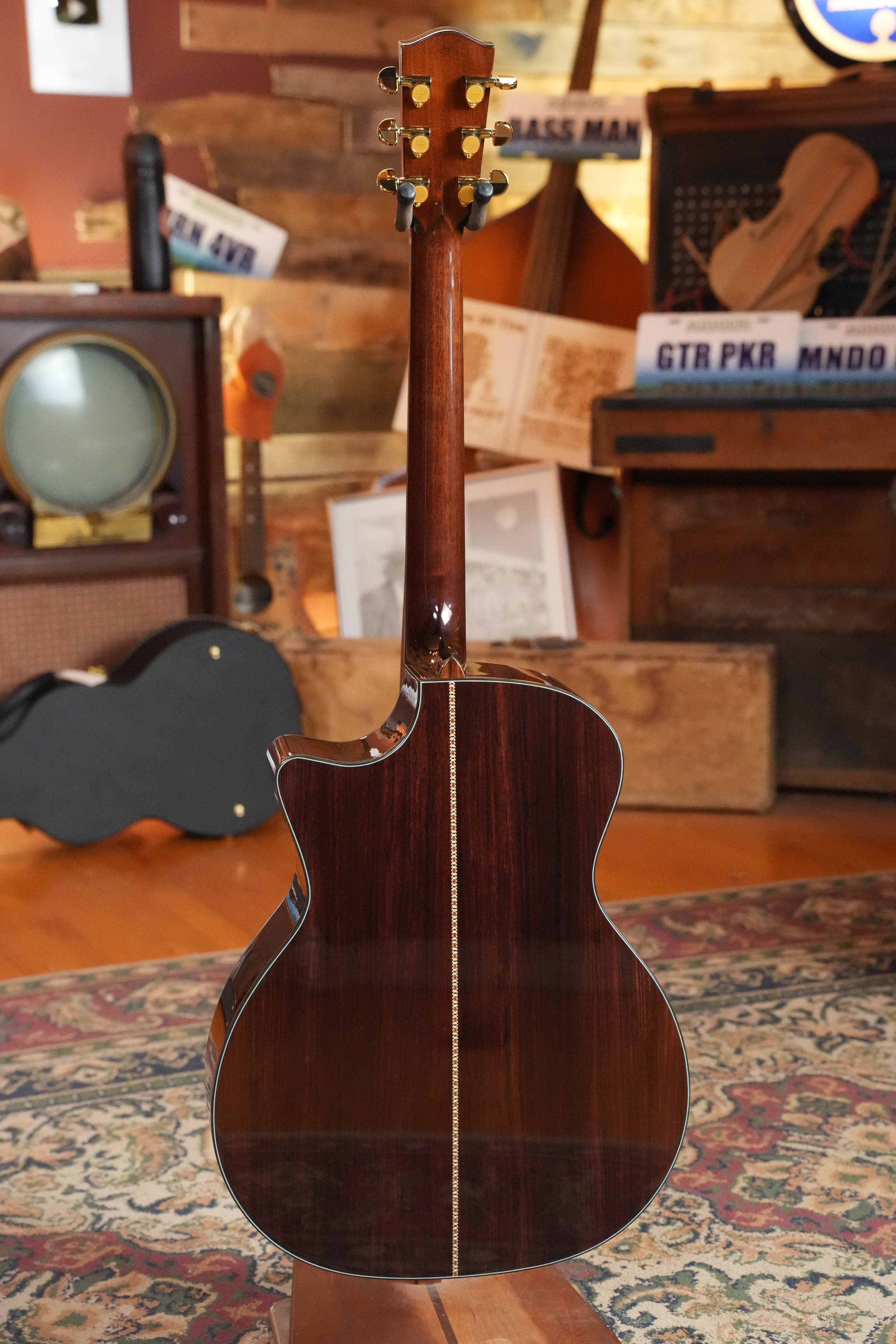 Eastman AC722CE-DF European Spruce/Rosewood Dakota Fade Finish Grand Auditorium w/LR Baggs Pickup #3648