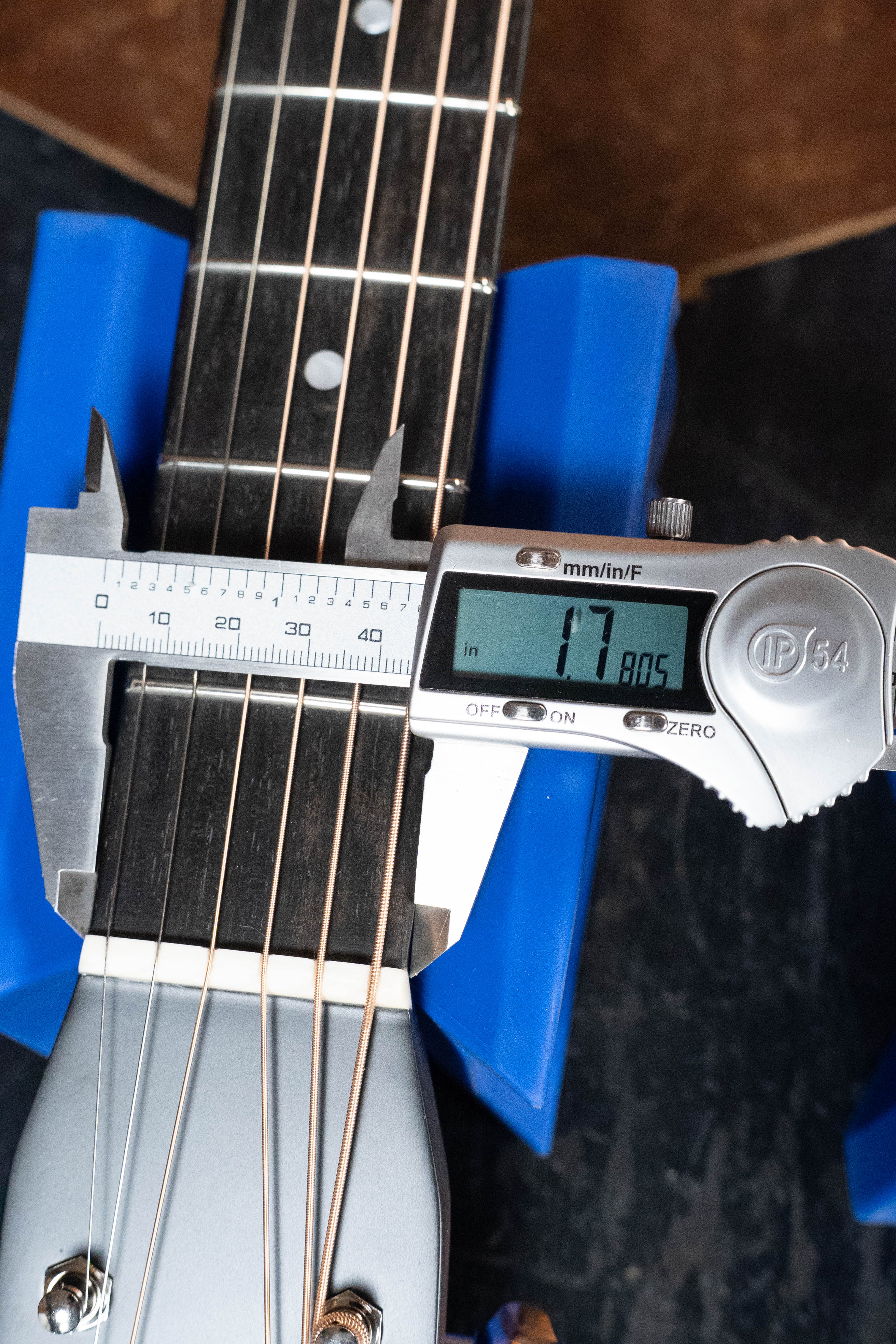 Eastman E10D-TC-SB Thermo-Cured Adirondack/Mahogany Sunburst Dreadnought Acoustic Guitar #0829