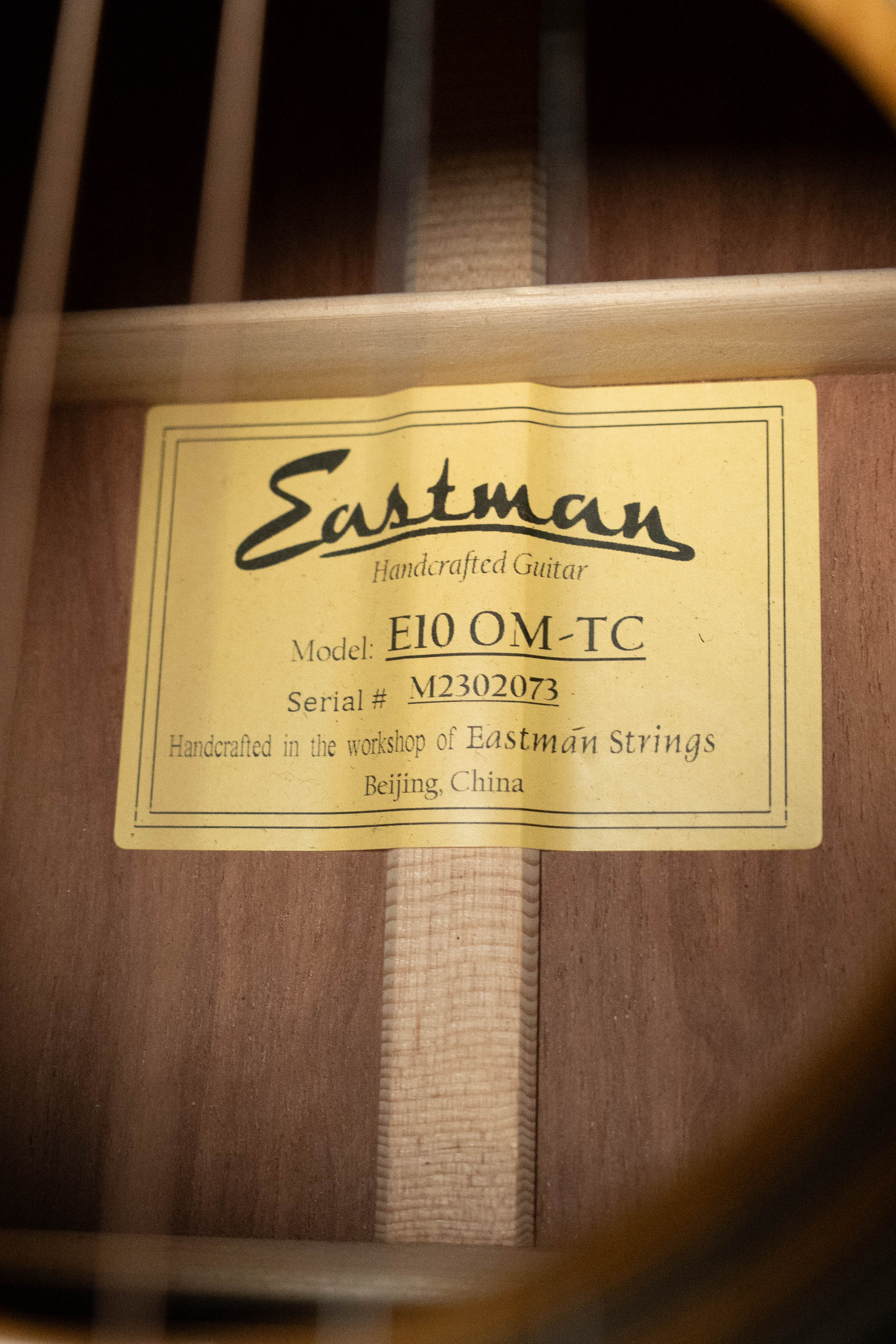 Eastman E10OM-TC Thermo-Cured Adirondack/Mahogany Orchestra Model Acoustic Guitar #2073