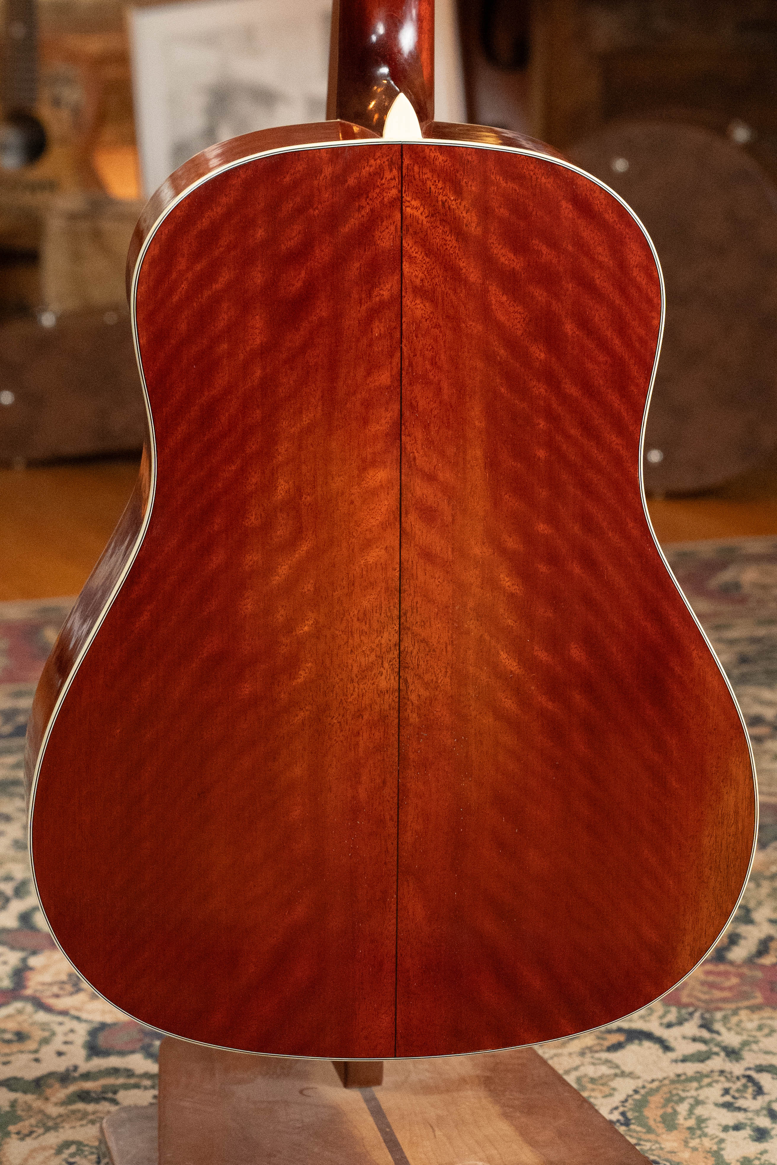 Eastman E10SS/V Adirondack/Mahogany Antique Classic Finish Slope Shoulder Dreadnought Acoustic Guitar #0361